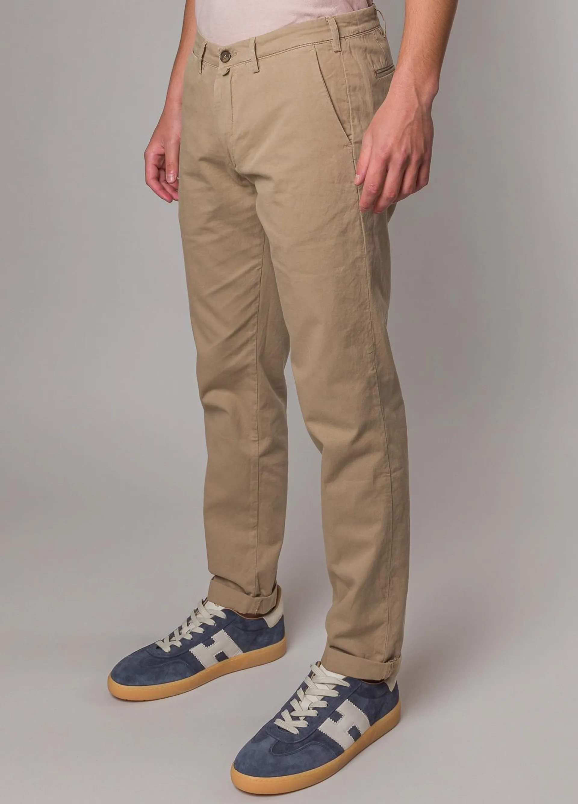 Pantalón chino FUREST COLECCION microtextura arena