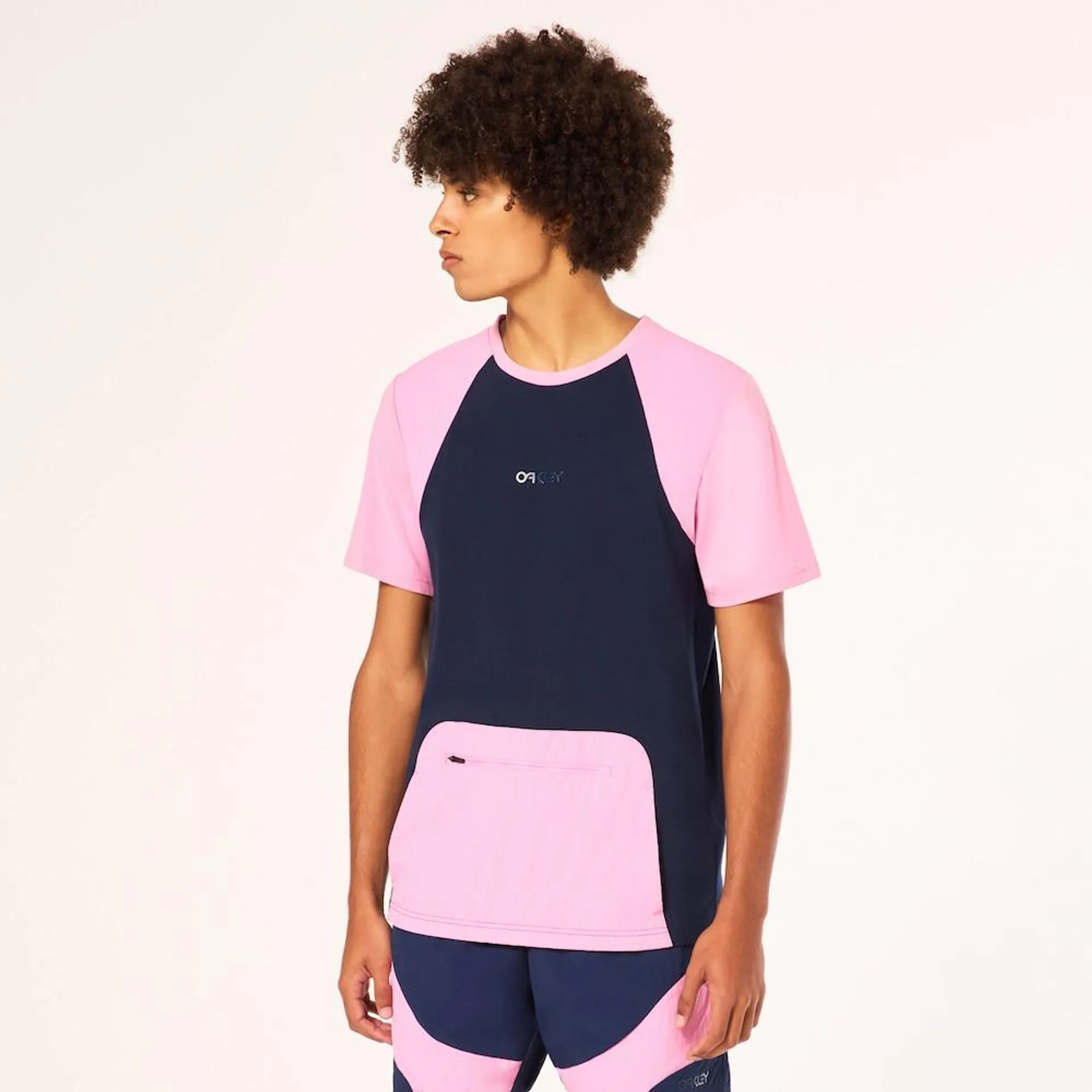 Verve Rc Kangaroo Pocket Tee