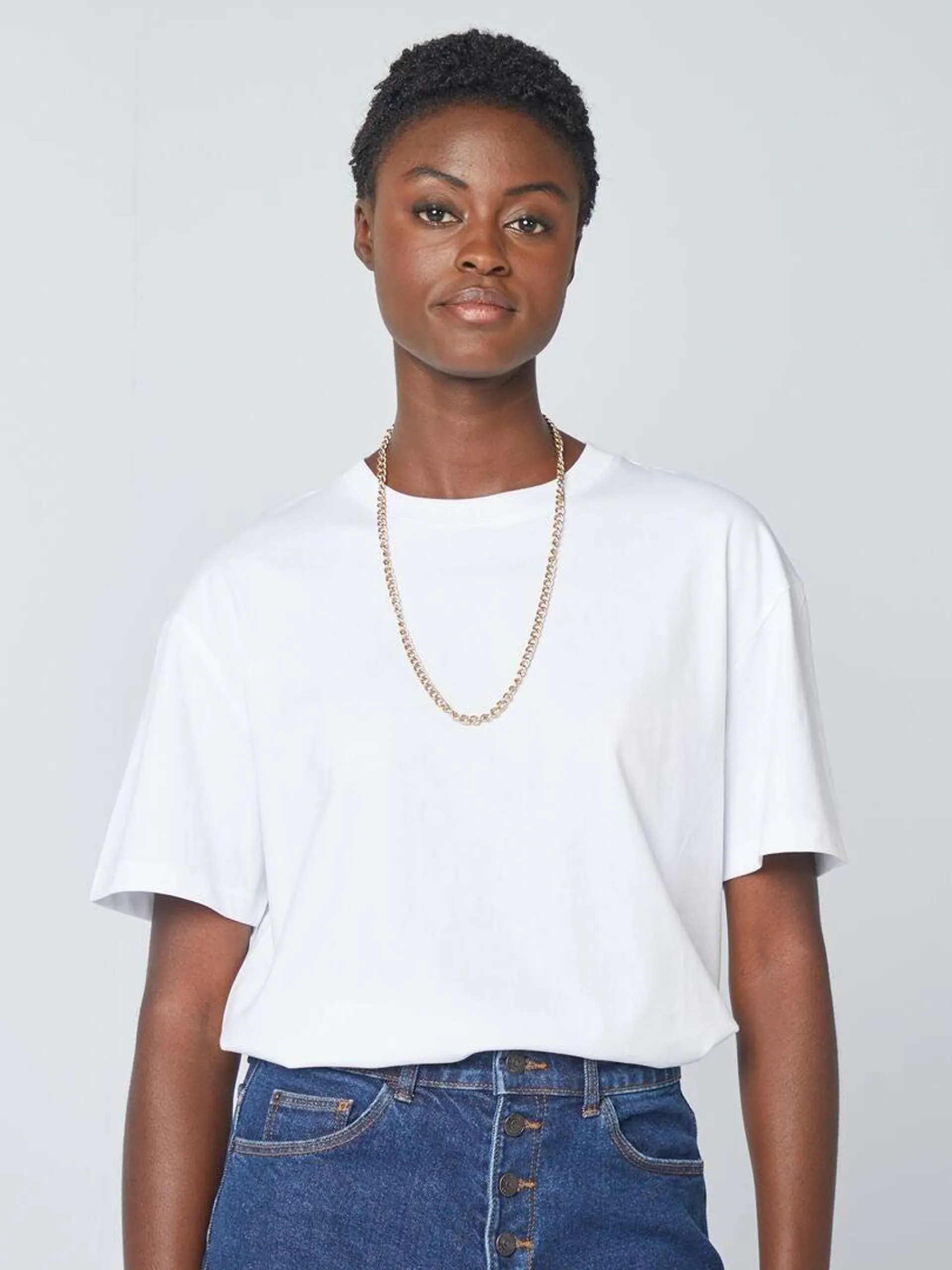 Camiseta oversize con cuello redondo - blanco