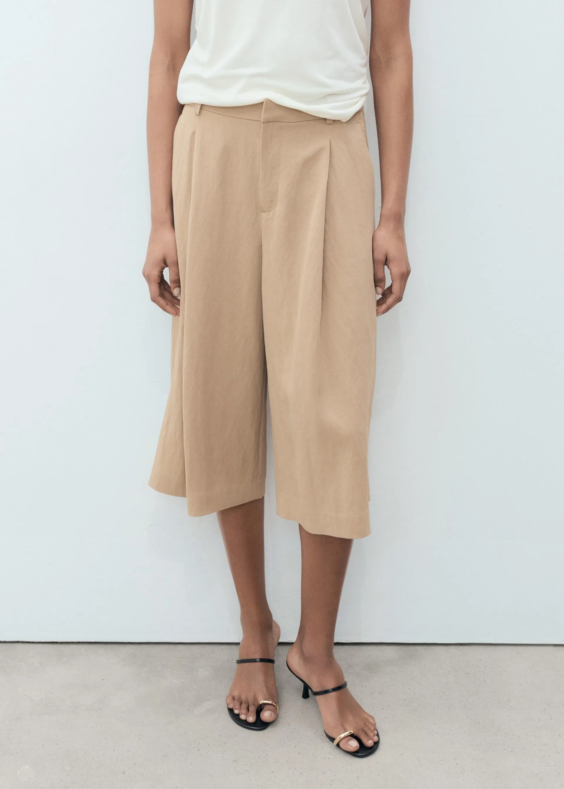 Bermudas lyocell pinzas