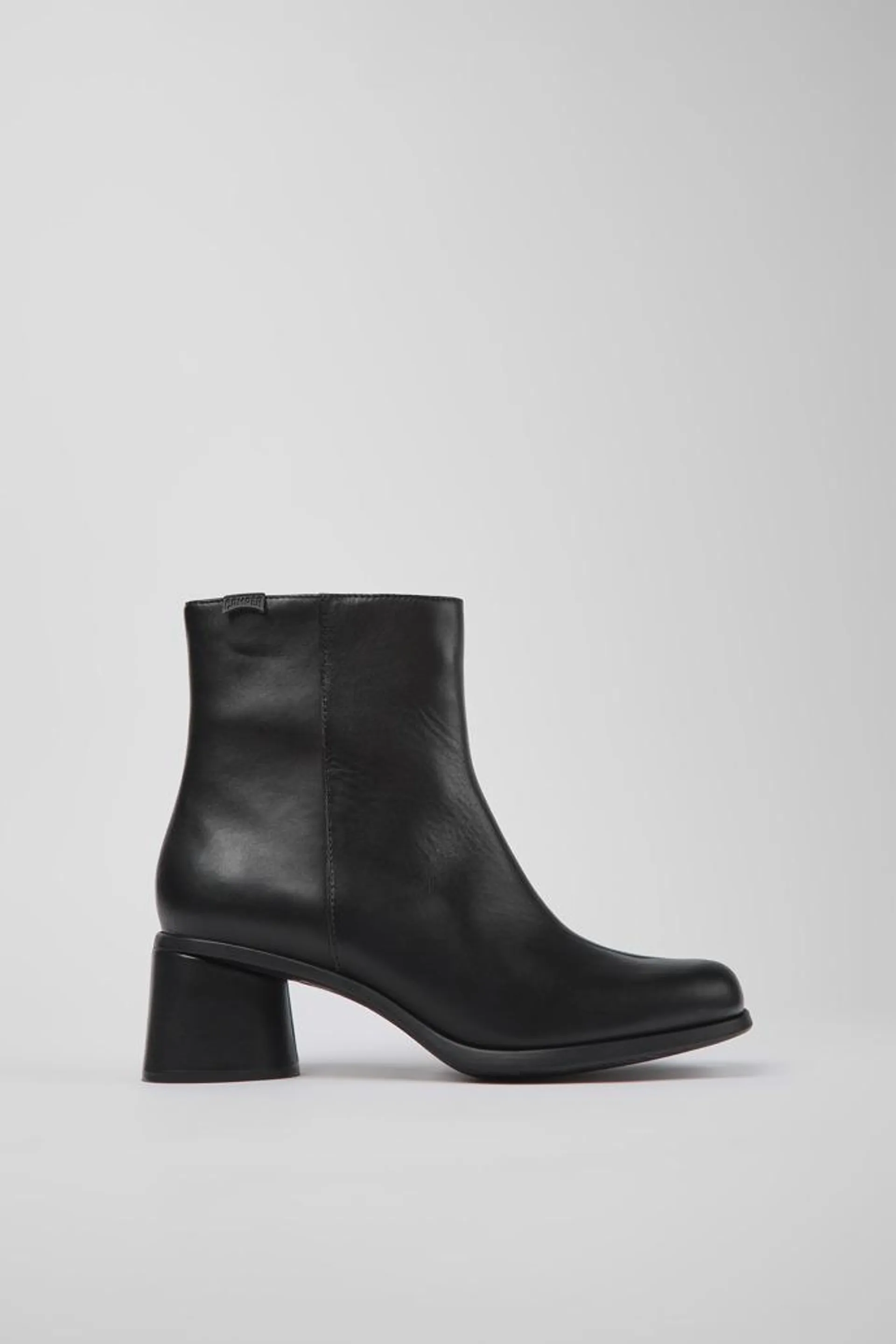 Botas de piel negras para mujer