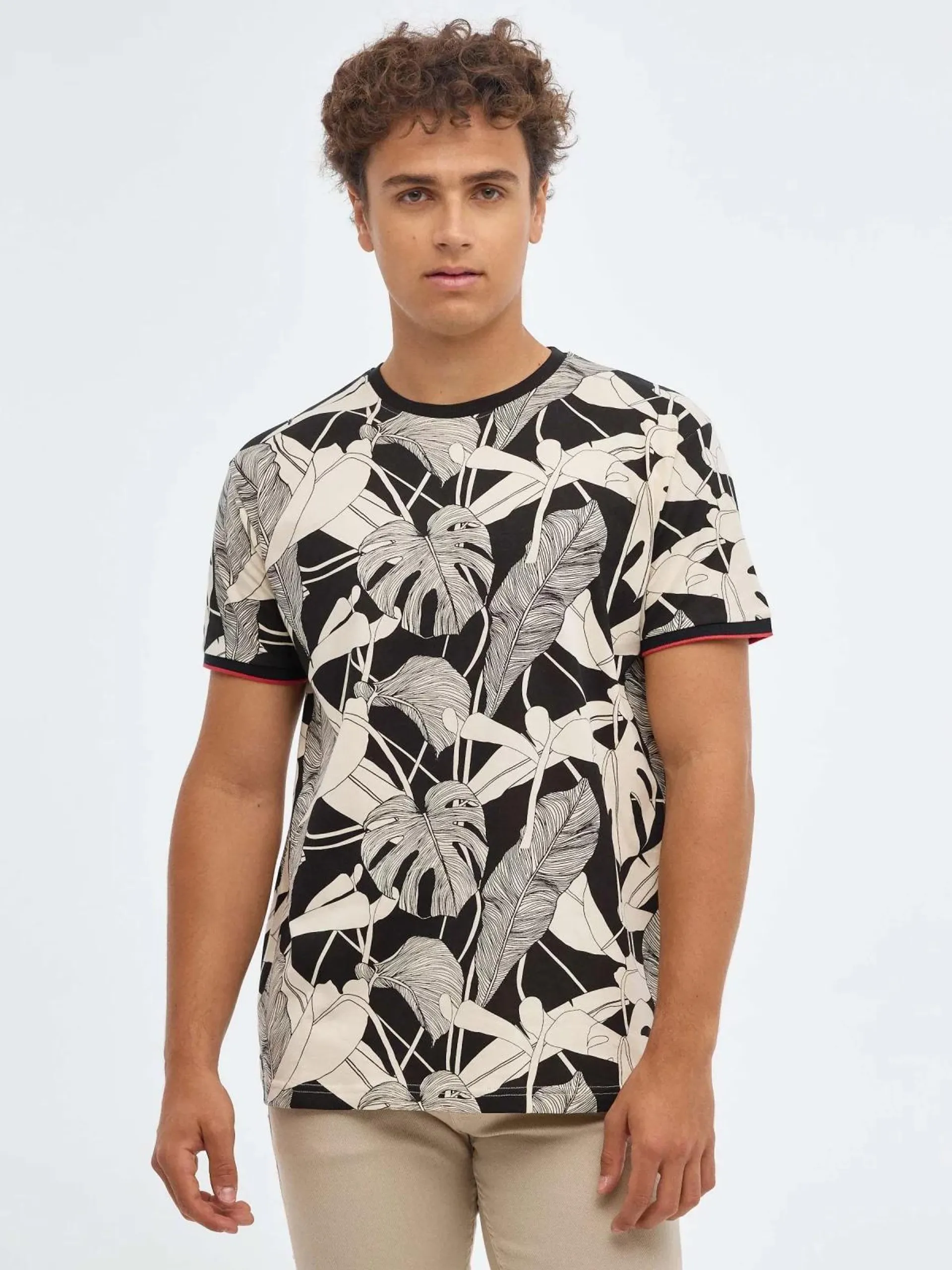 Camiseta estampado tropical