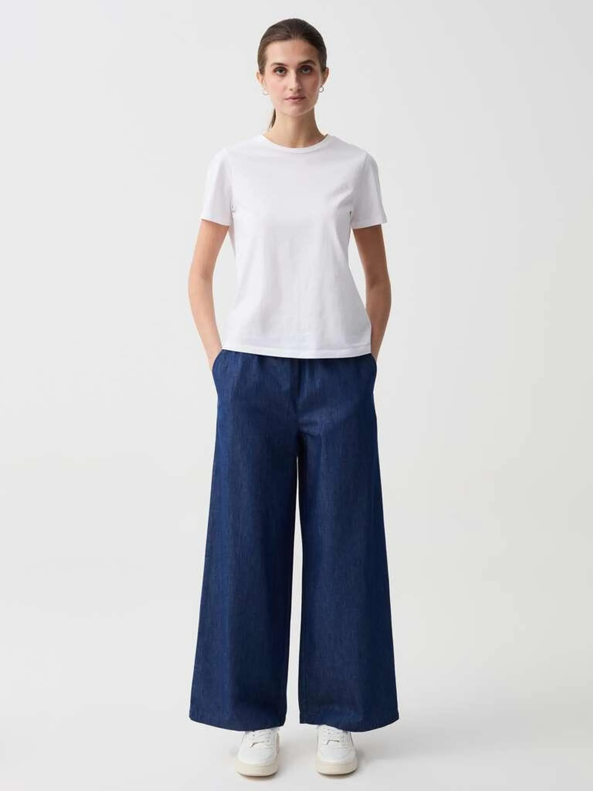 Dark Wash Wide-leg jeans in fluid fabric