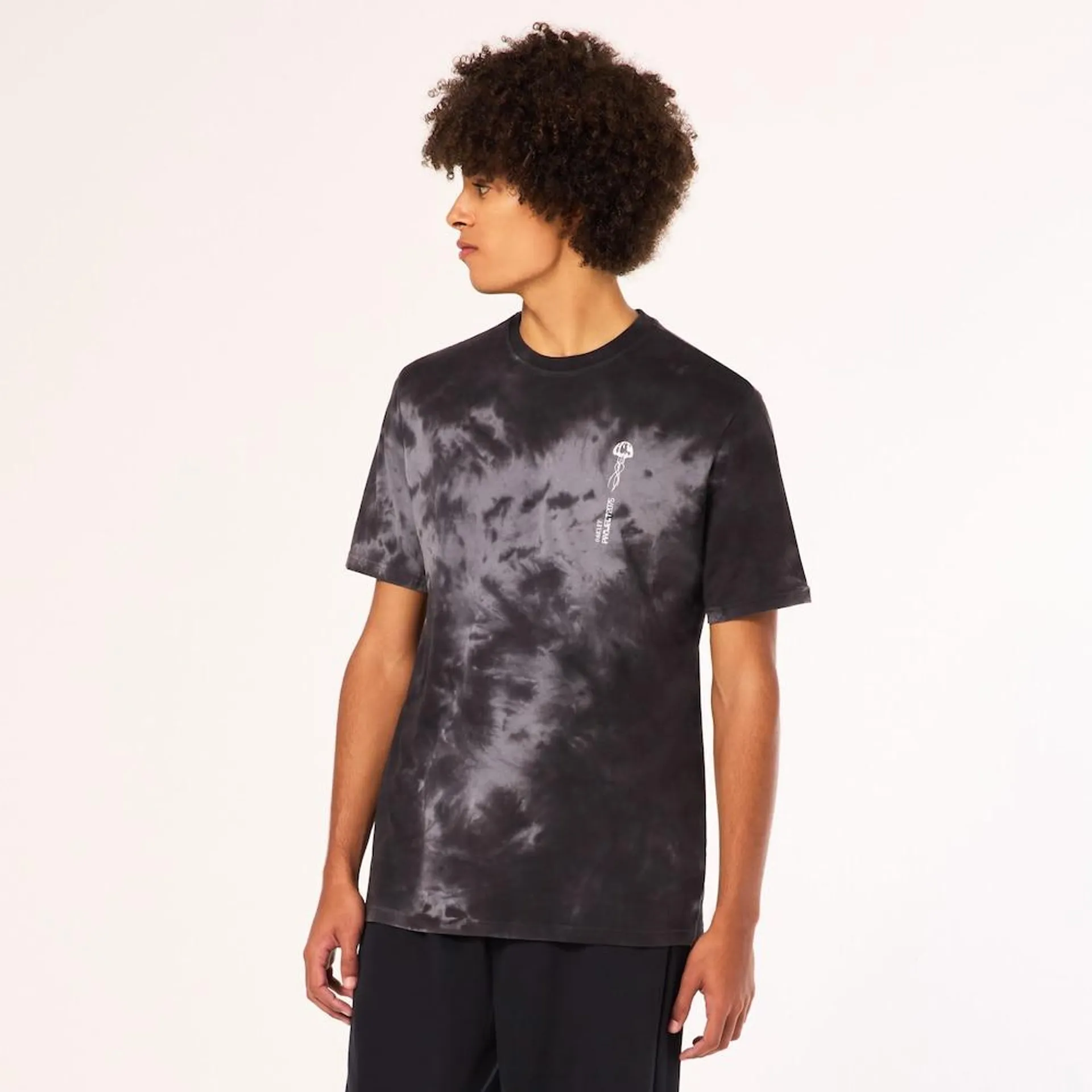 Mtl Tendrils Tee