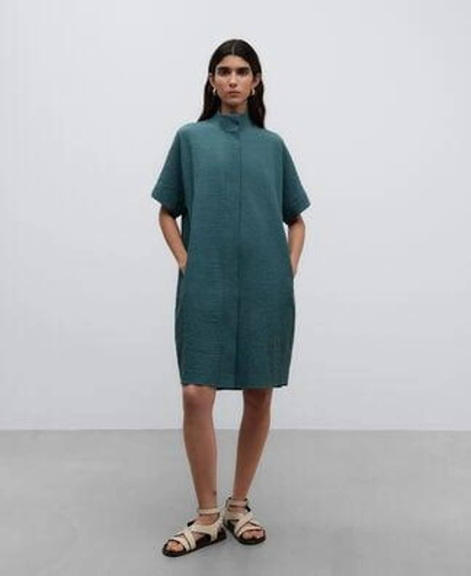 Strap collar shirt-like dress woman