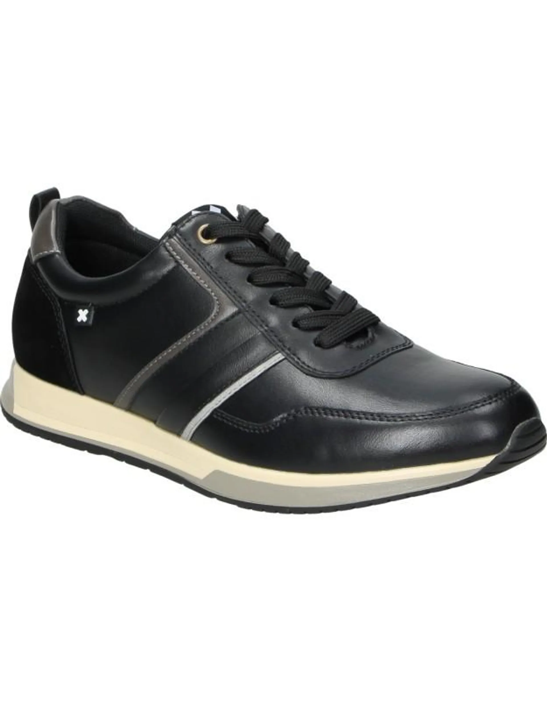 Zapatos negros XTI 142168