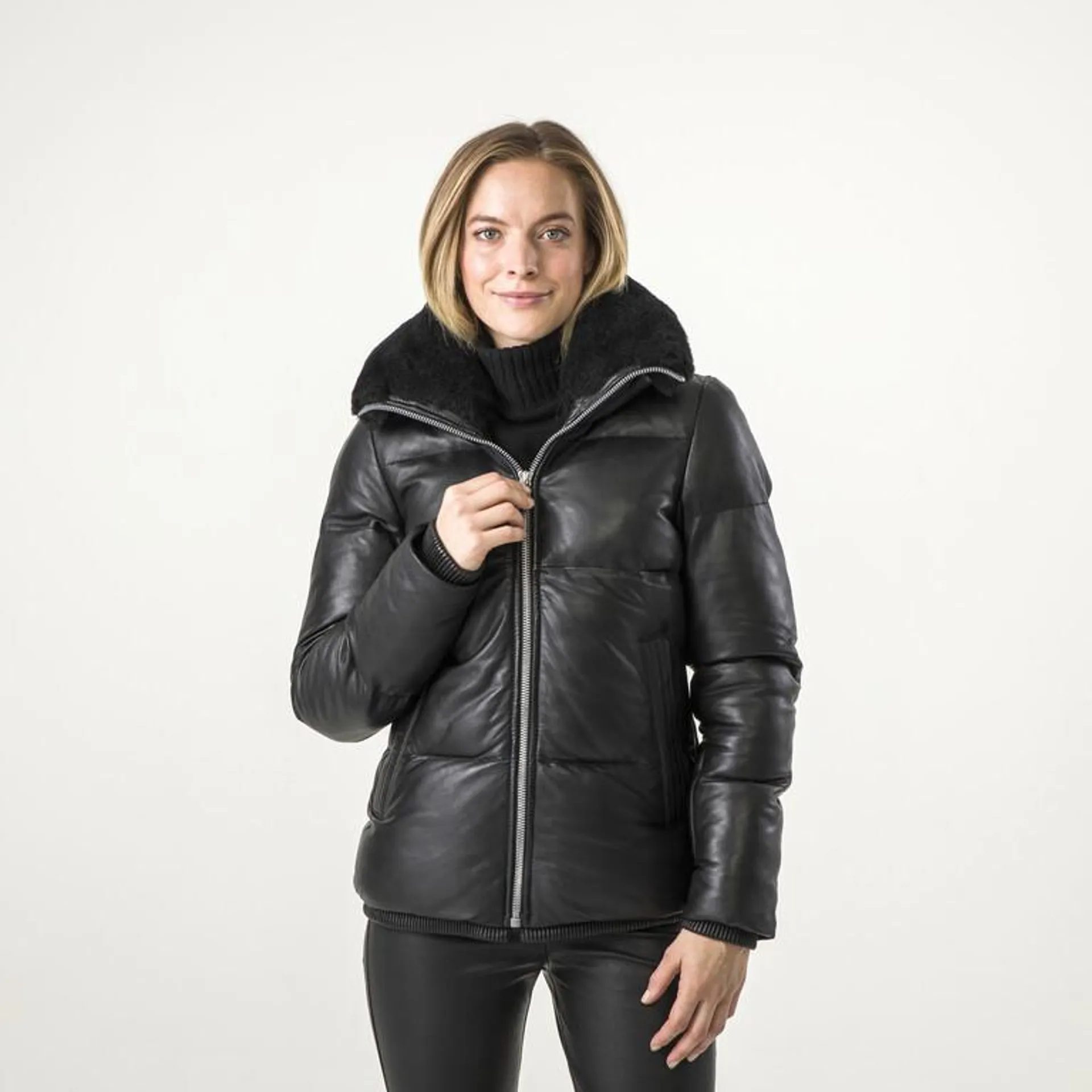 LEGACY Leather Jacket Mujer