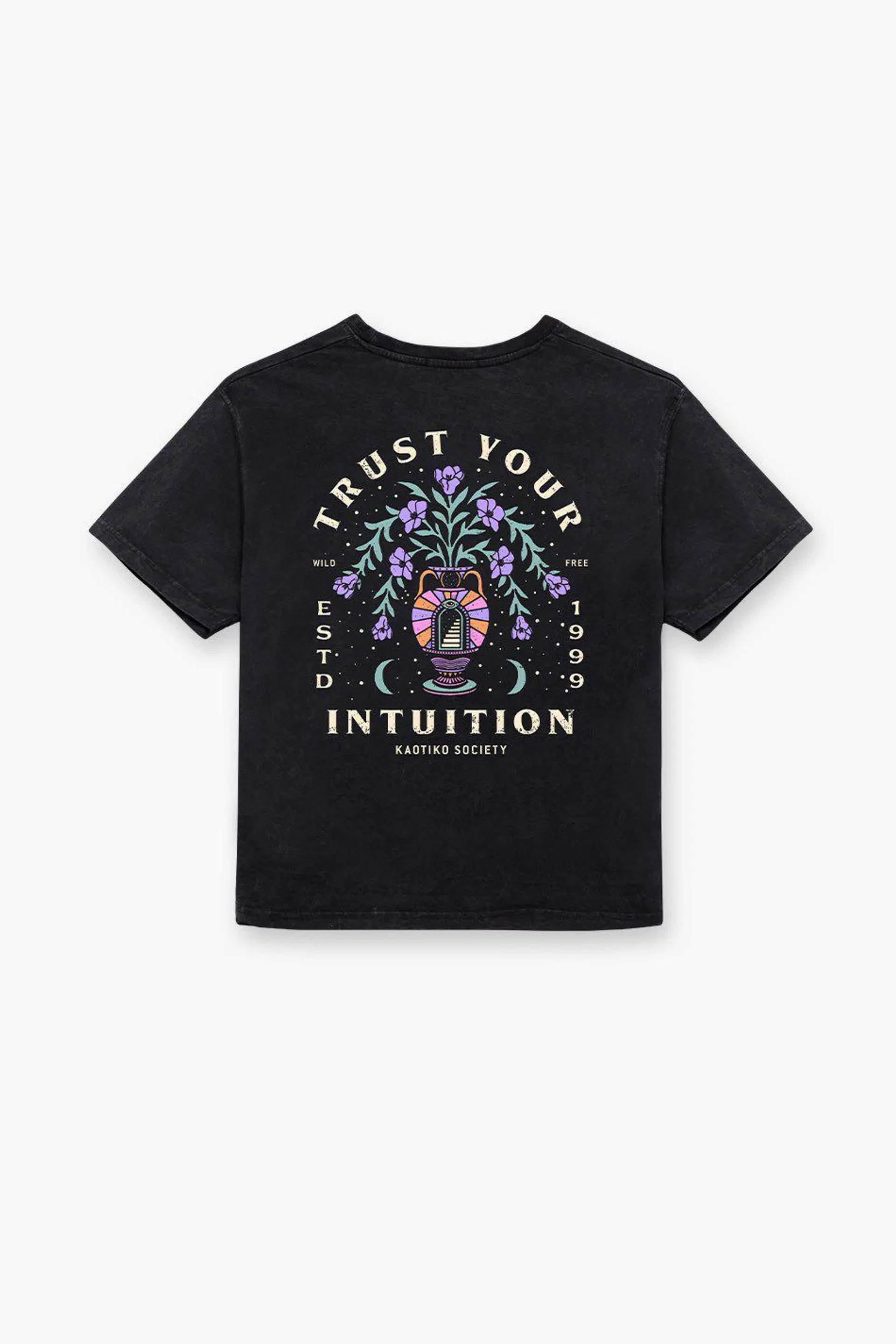 Camiseta Washed Trust Your Intuition Black