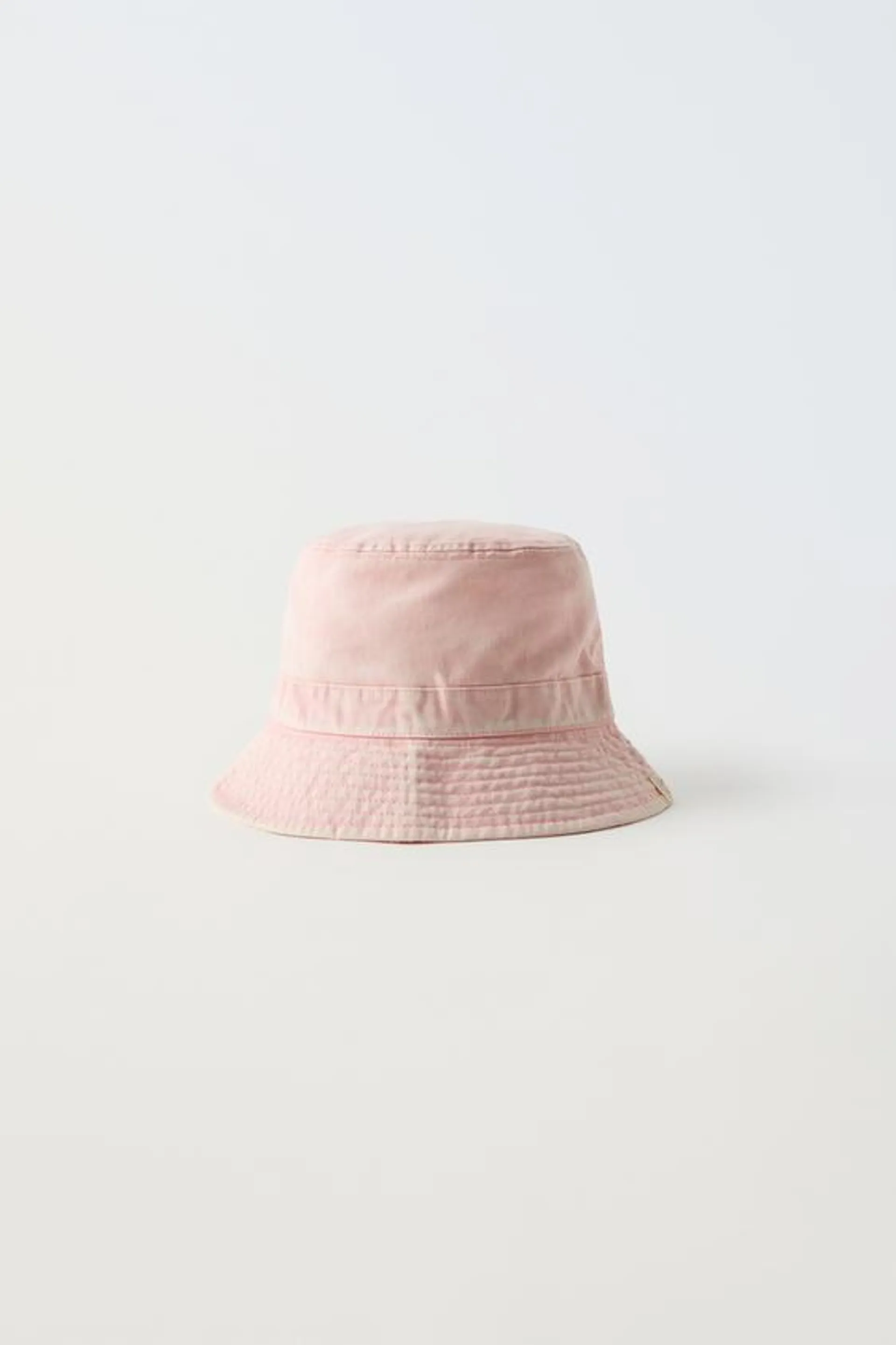 DENIM BUCKET HAT WITH LABEL