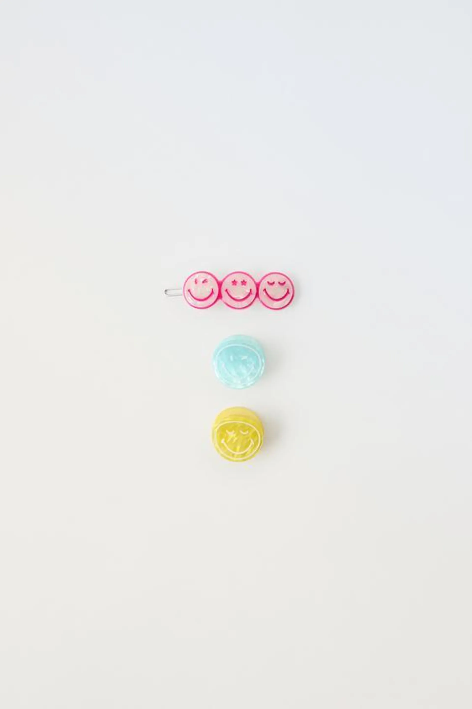 PACK OF THREE SMILEYWORLD ® HAIR CLIPS