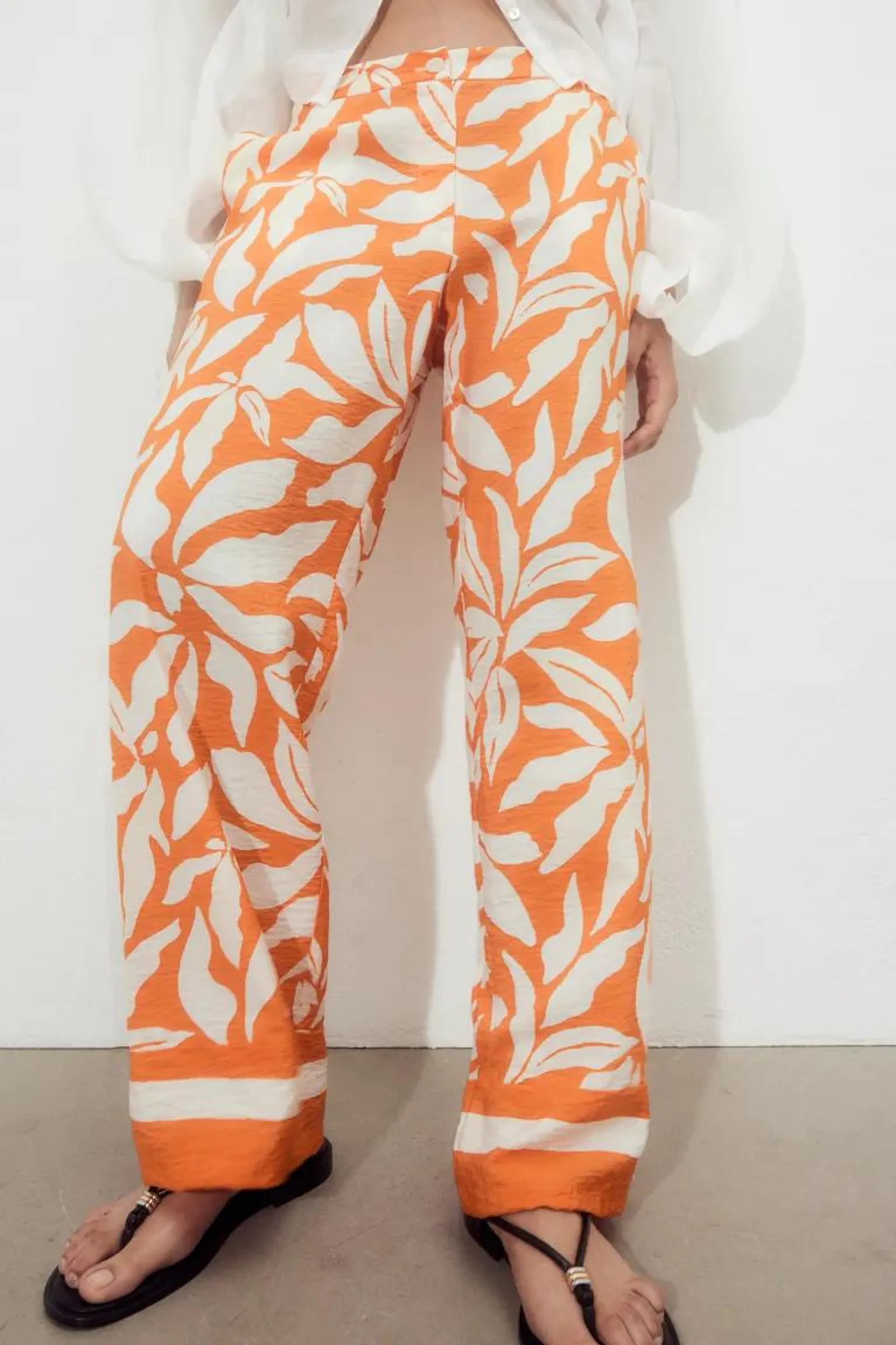 Wide trousers