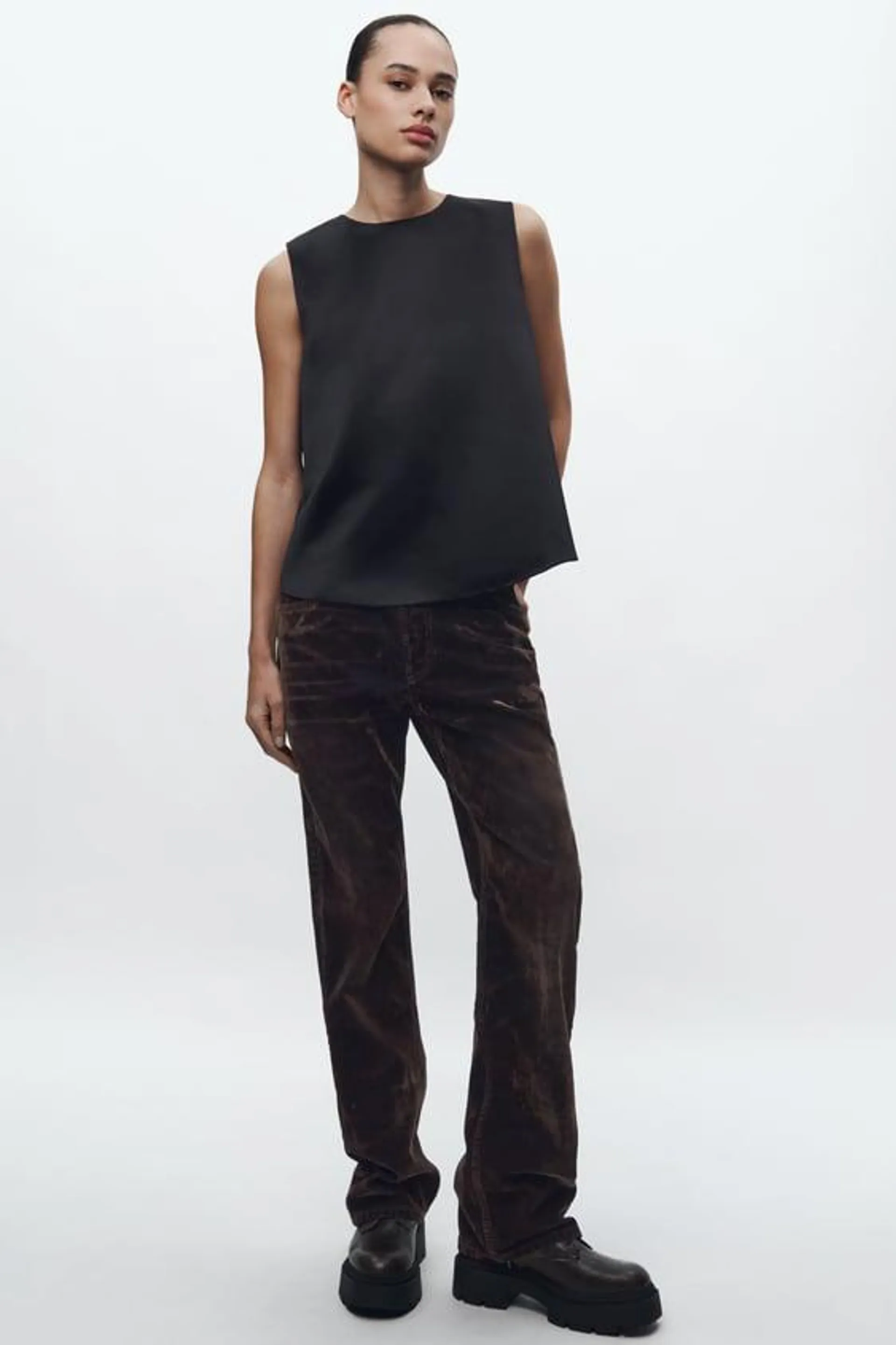 ZW COLLECTION RELAXED VELVET MID-RISE JEANS