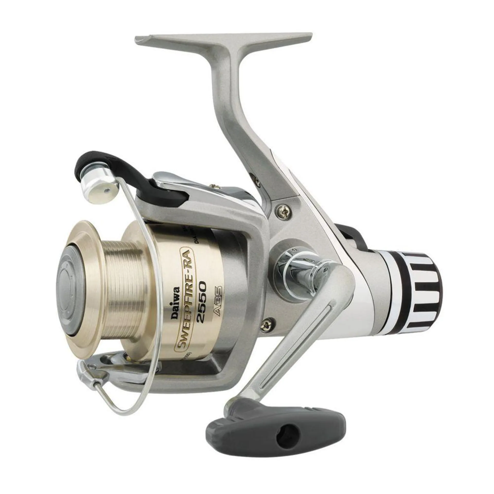 Daiwa Sweepfire RA 2550 avokela