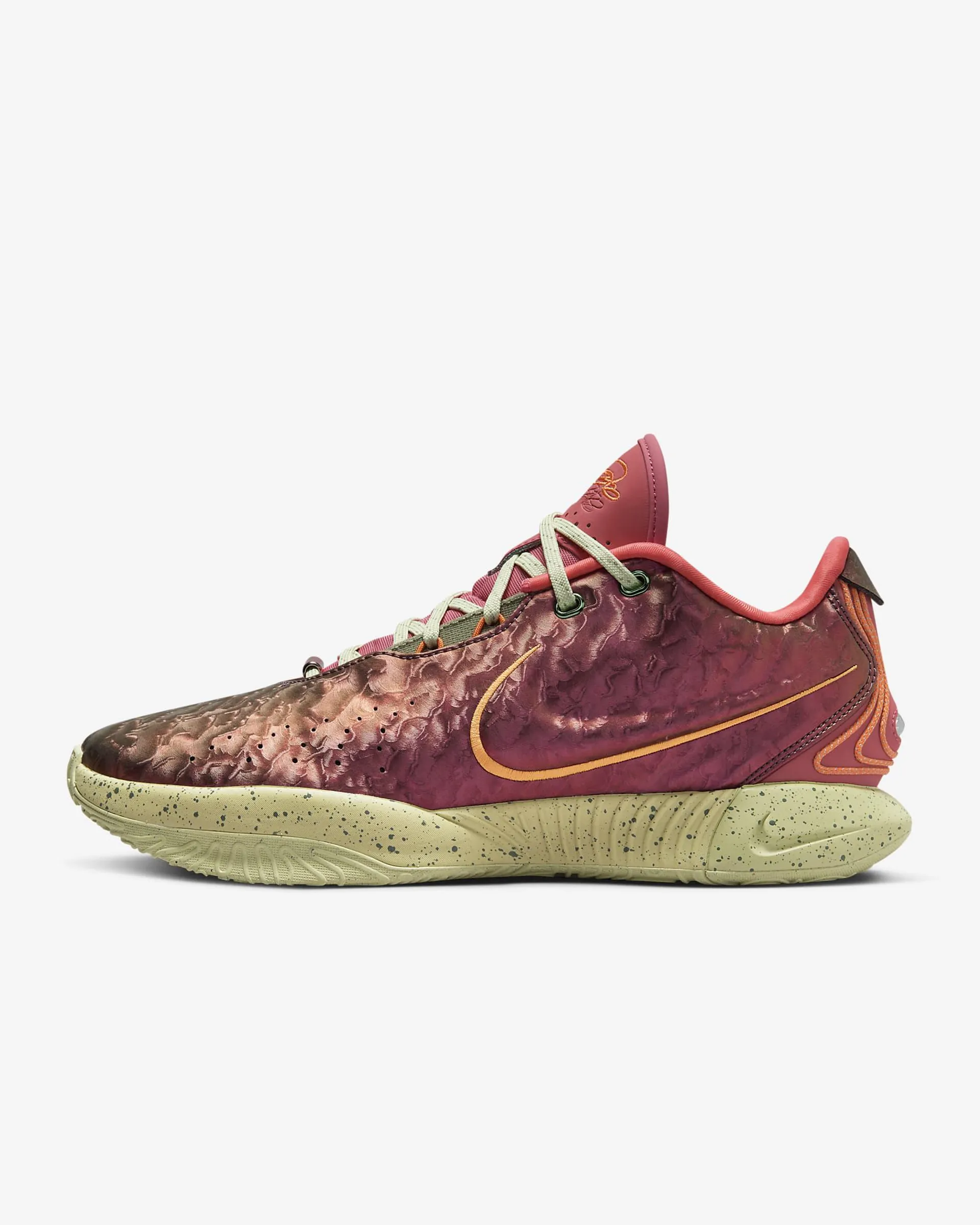 LeBron XXI 'Queen Conch'