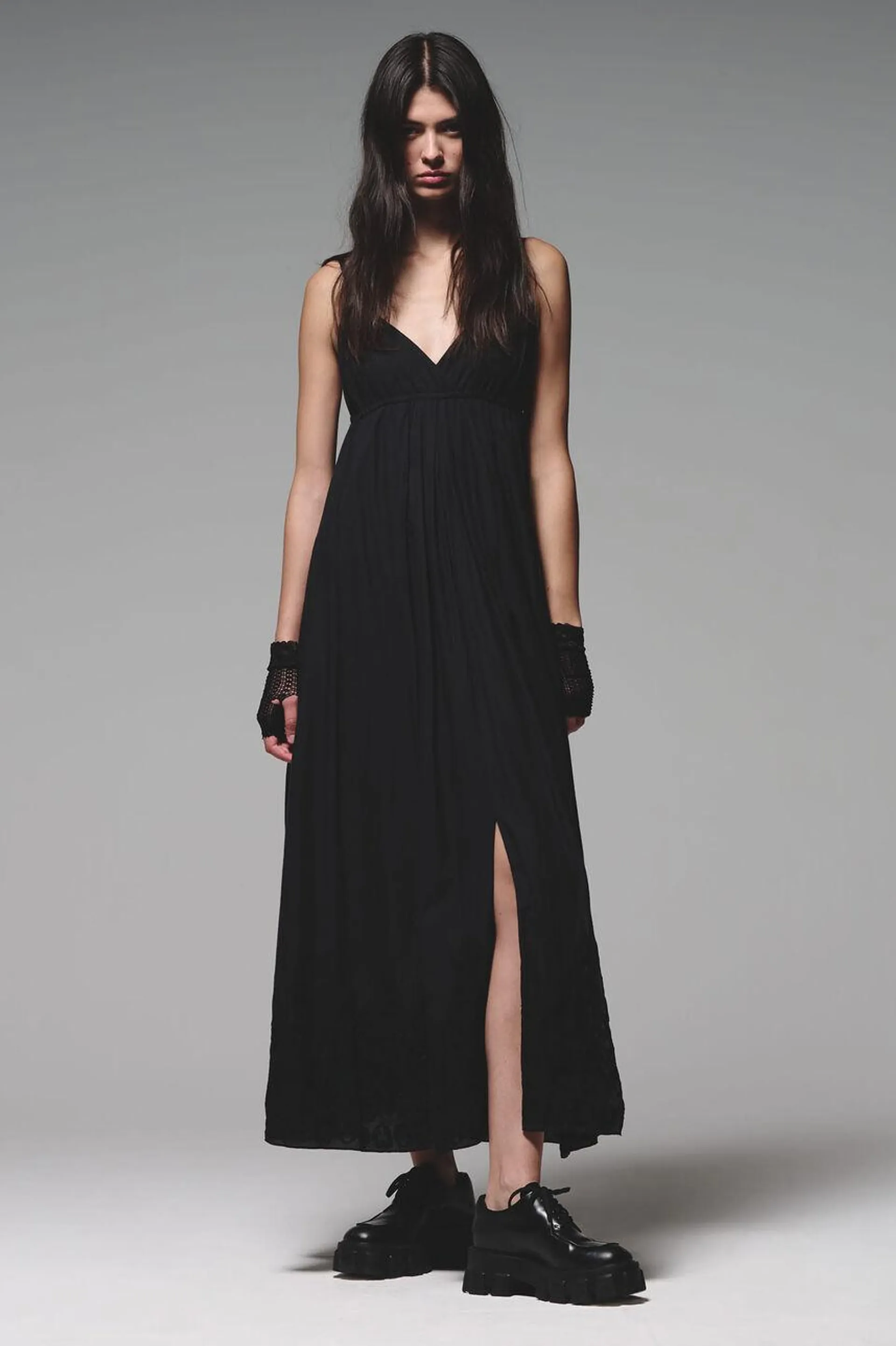 Robe Noir REGINA NAMAS