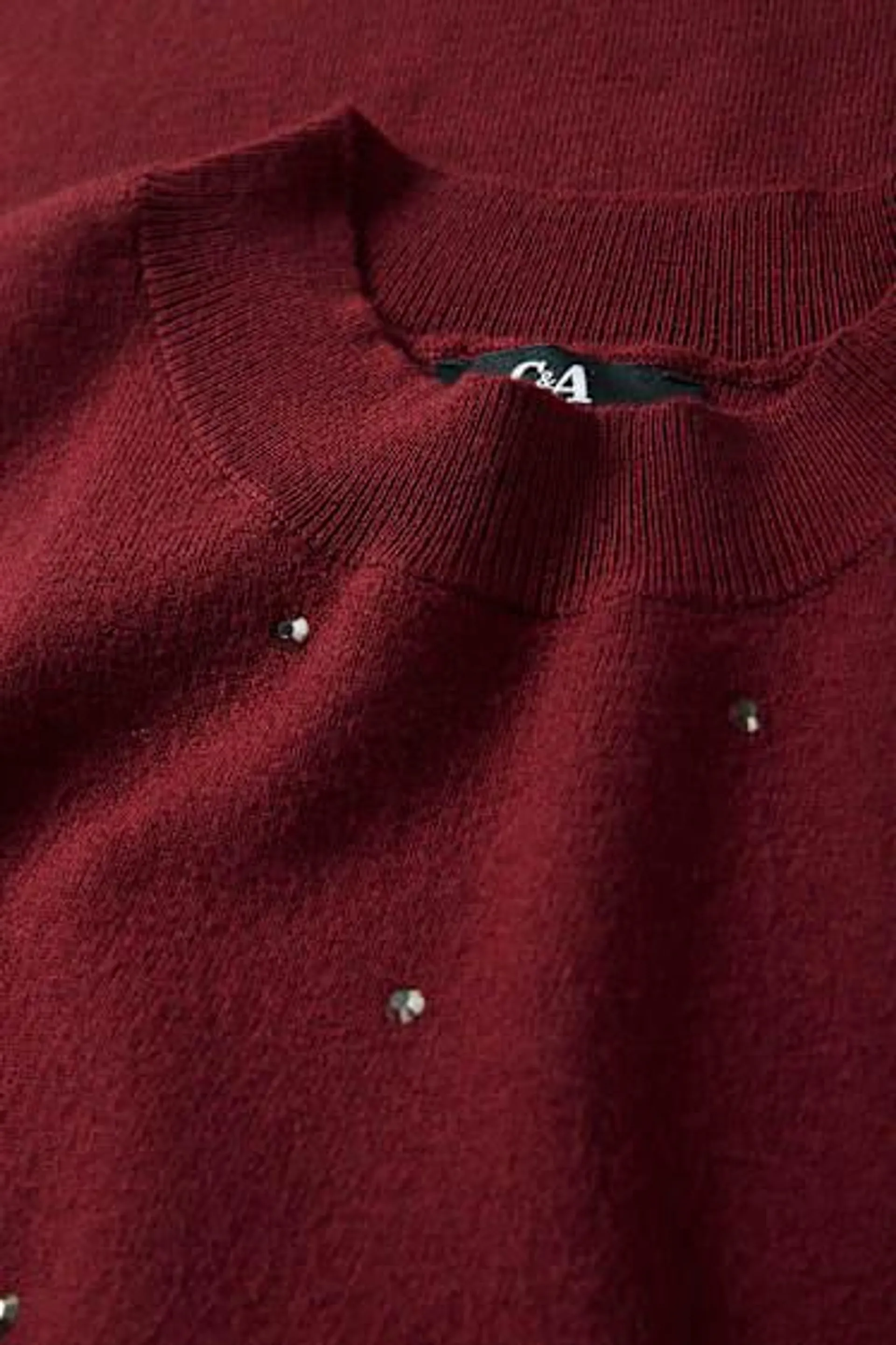 Fine knit jumper with rhinestones