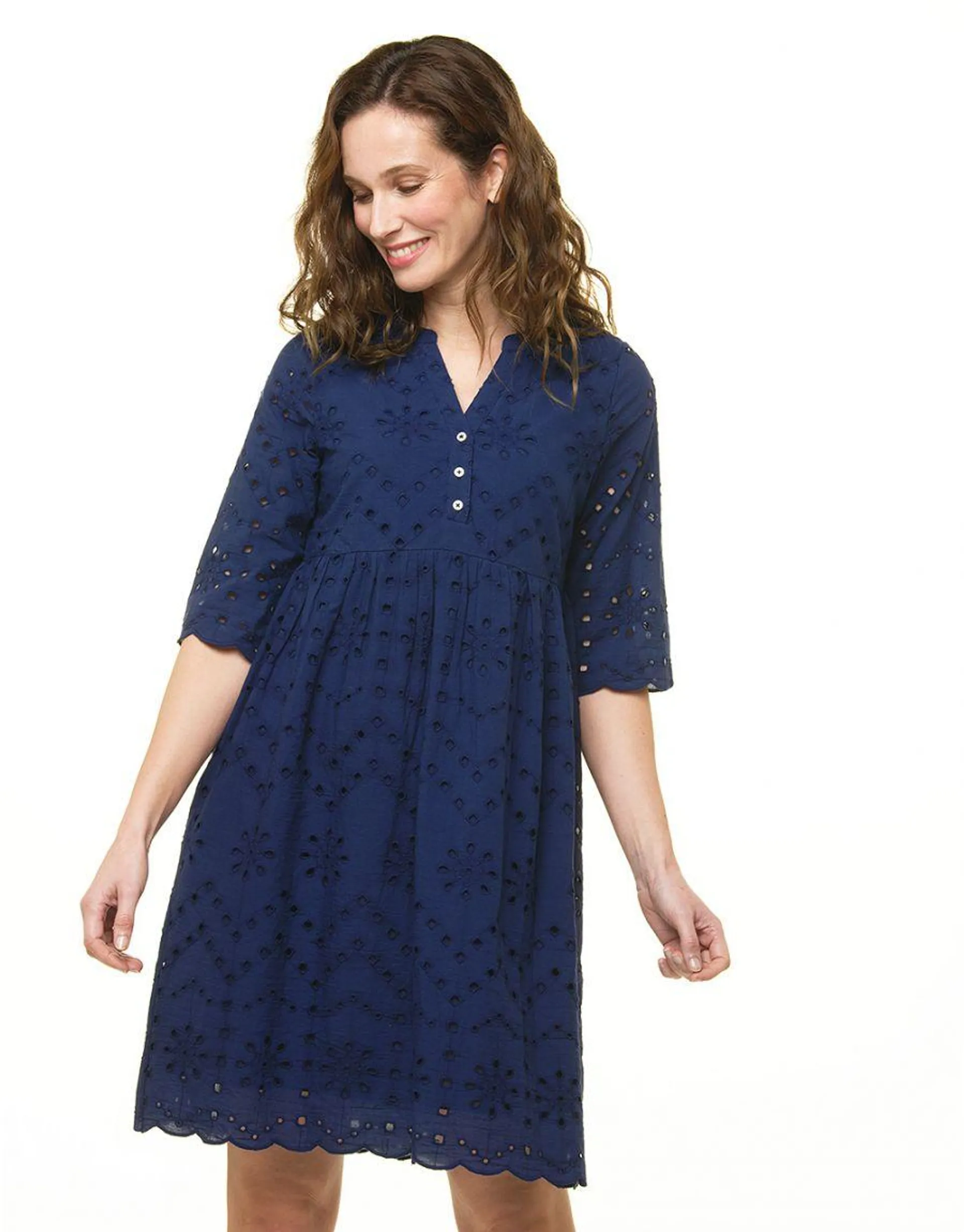 Robe bleu broderies