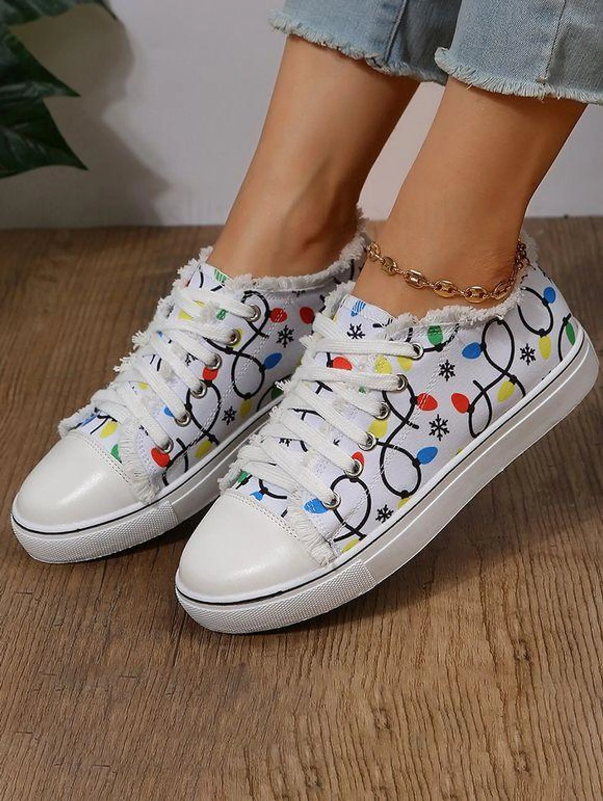 Frayed Hem Printed Lace Up Casual Flat Canvas Shoes