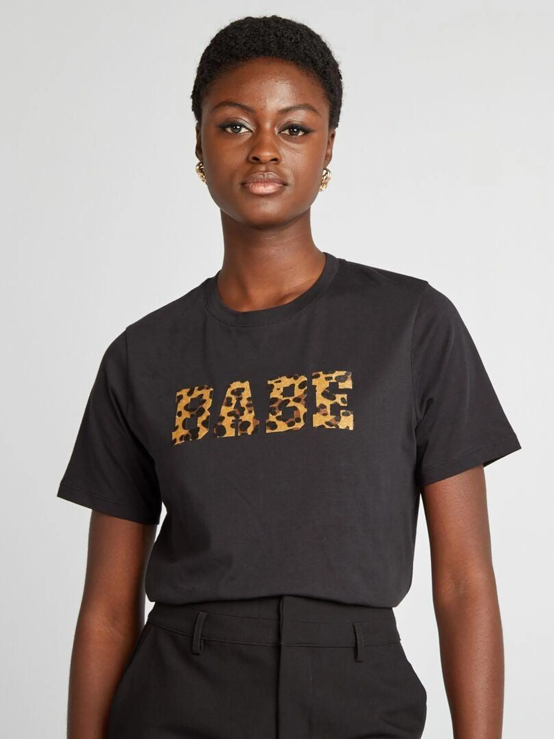 T-shirt avec inscription 'BABE' - Noir