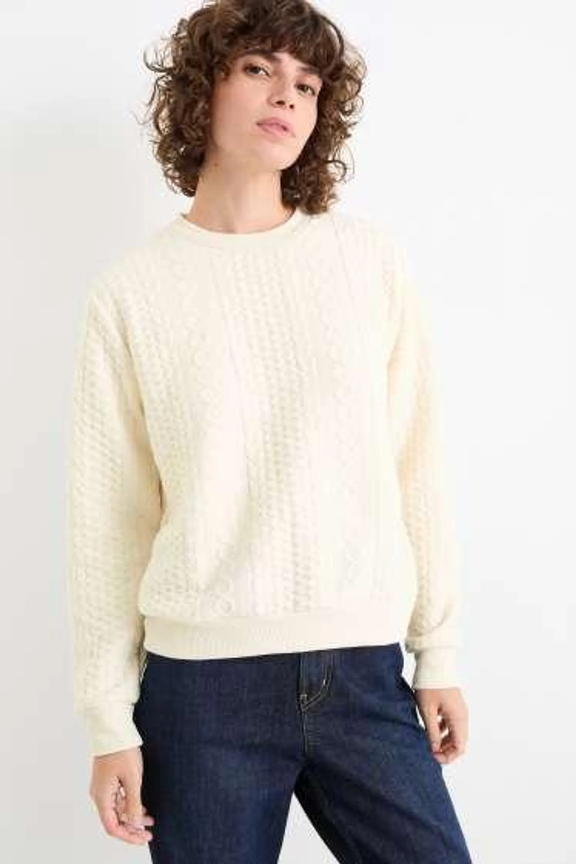 Sweatshirt - cable pattern