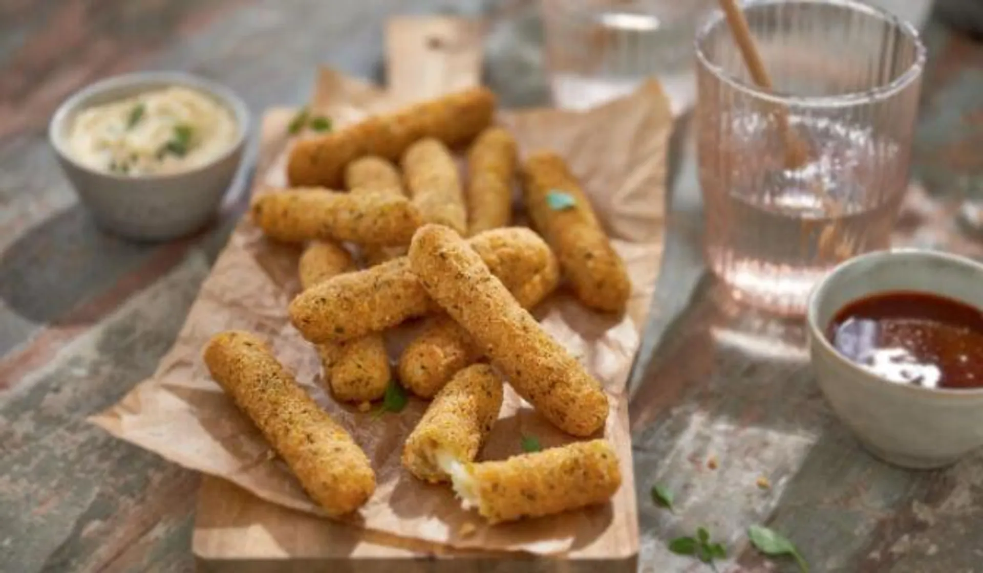 Bâtonnets panés à la mozzarella