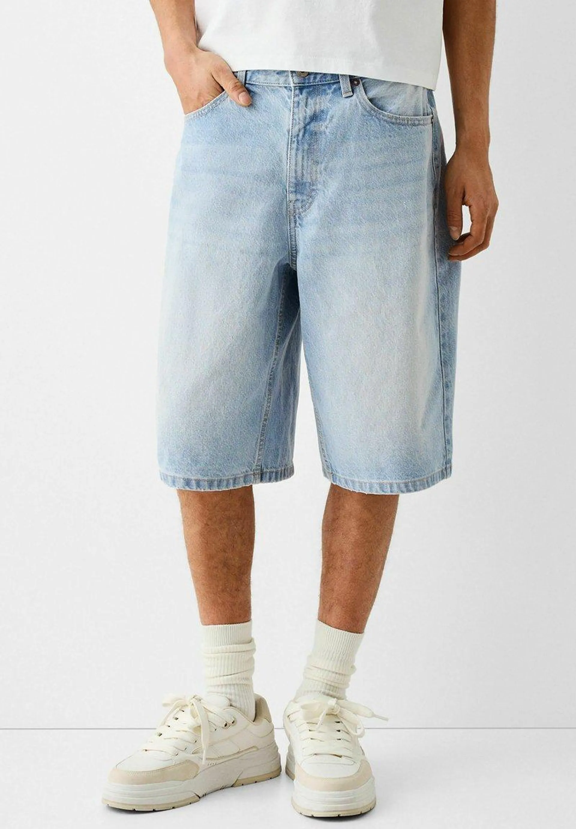 BAGGY BERMUDA - Short en jean