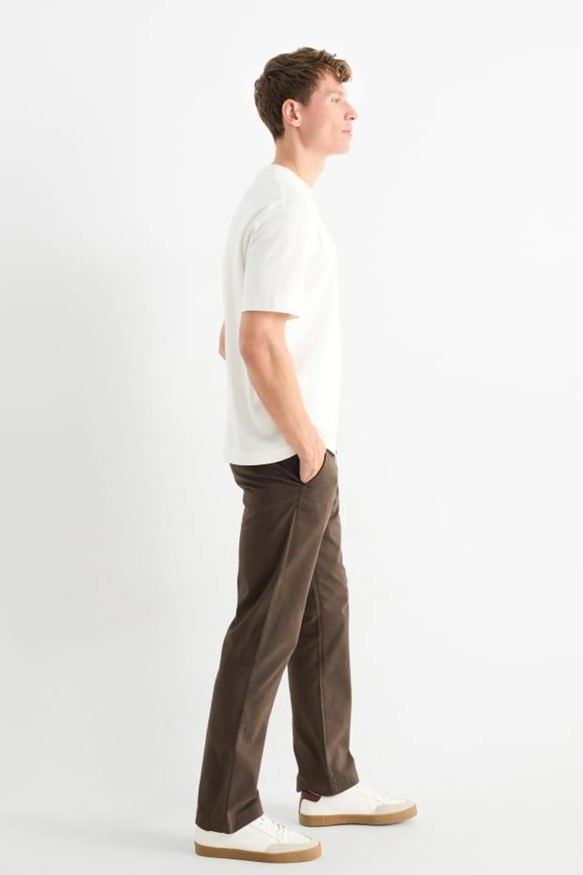 Chinos with belt - regular fit