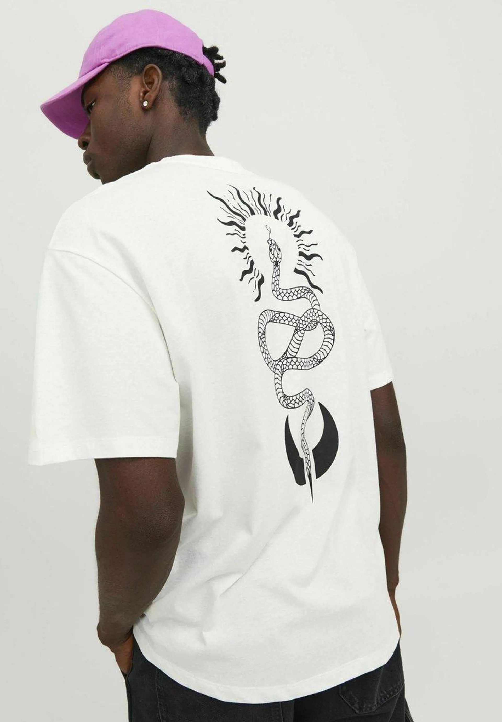 CREW NECK - Camiseta estampada - cloud dancer