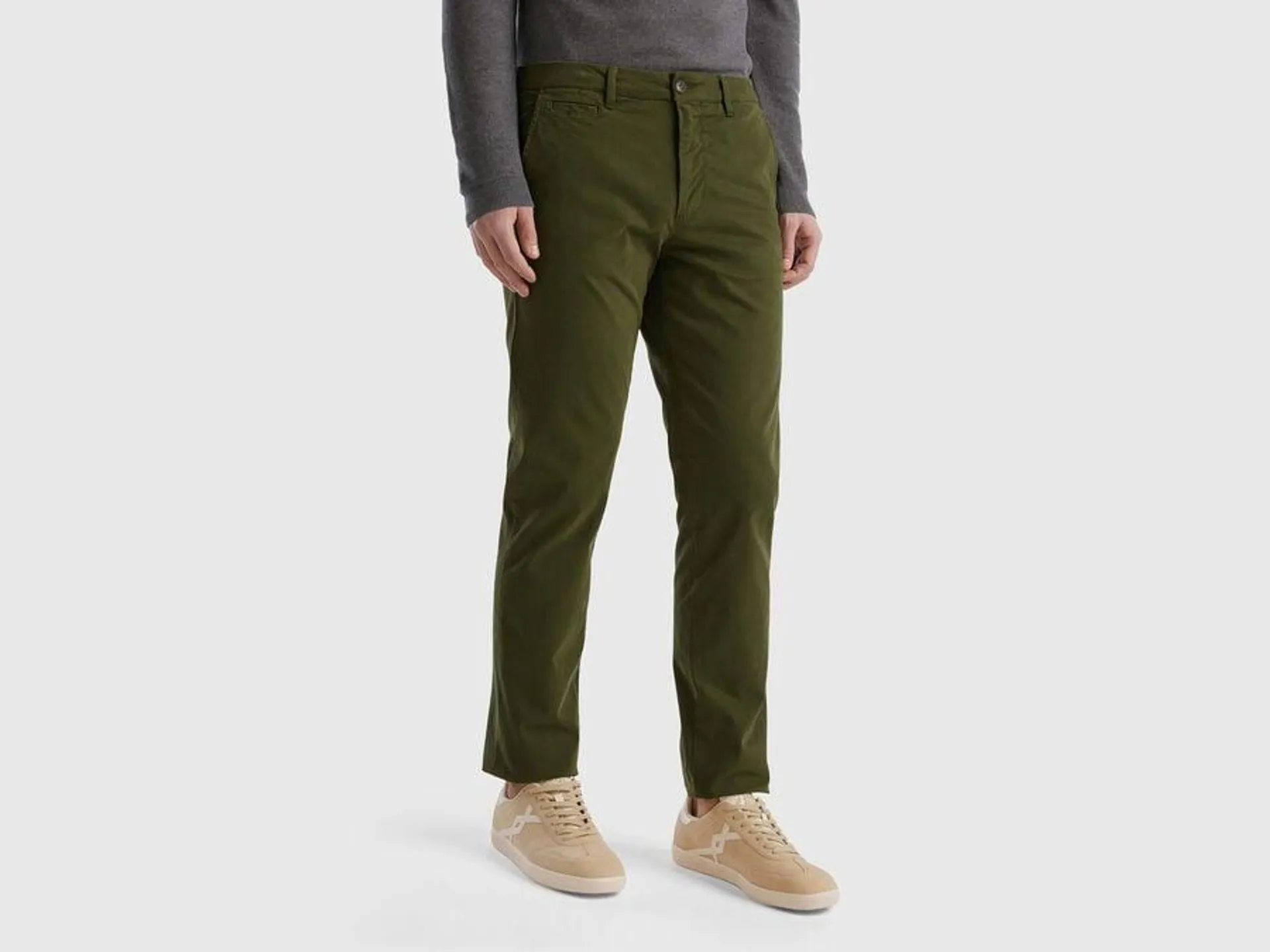 Chino slim vert olive