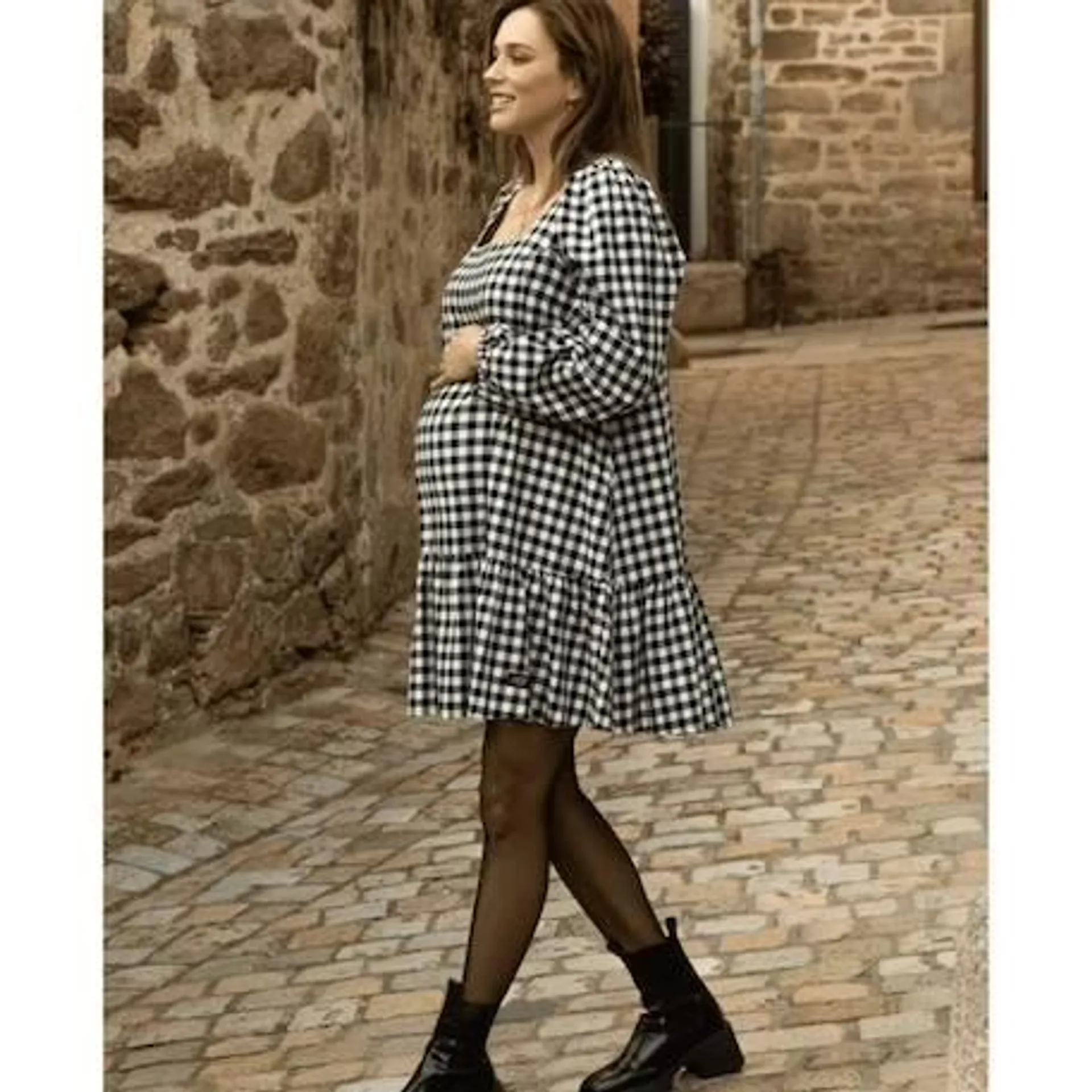 Robe courte de grossesse et d'allaitement Patti noir et blanc