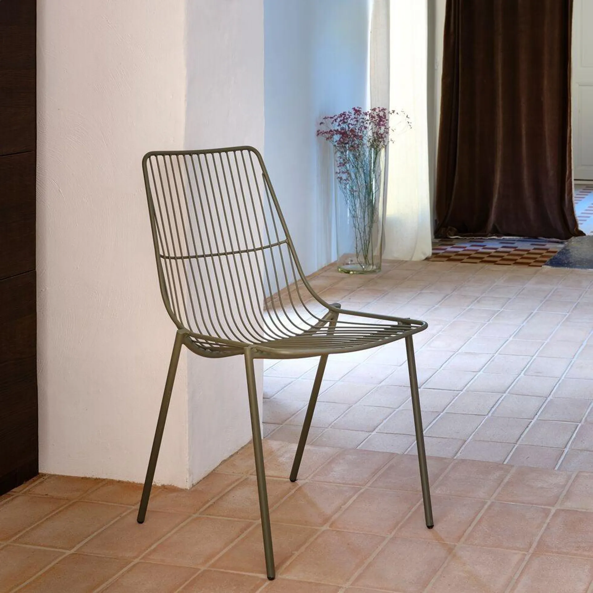 MALDI Chaise de repas intérieur et extérieur en acier - vert cèdre