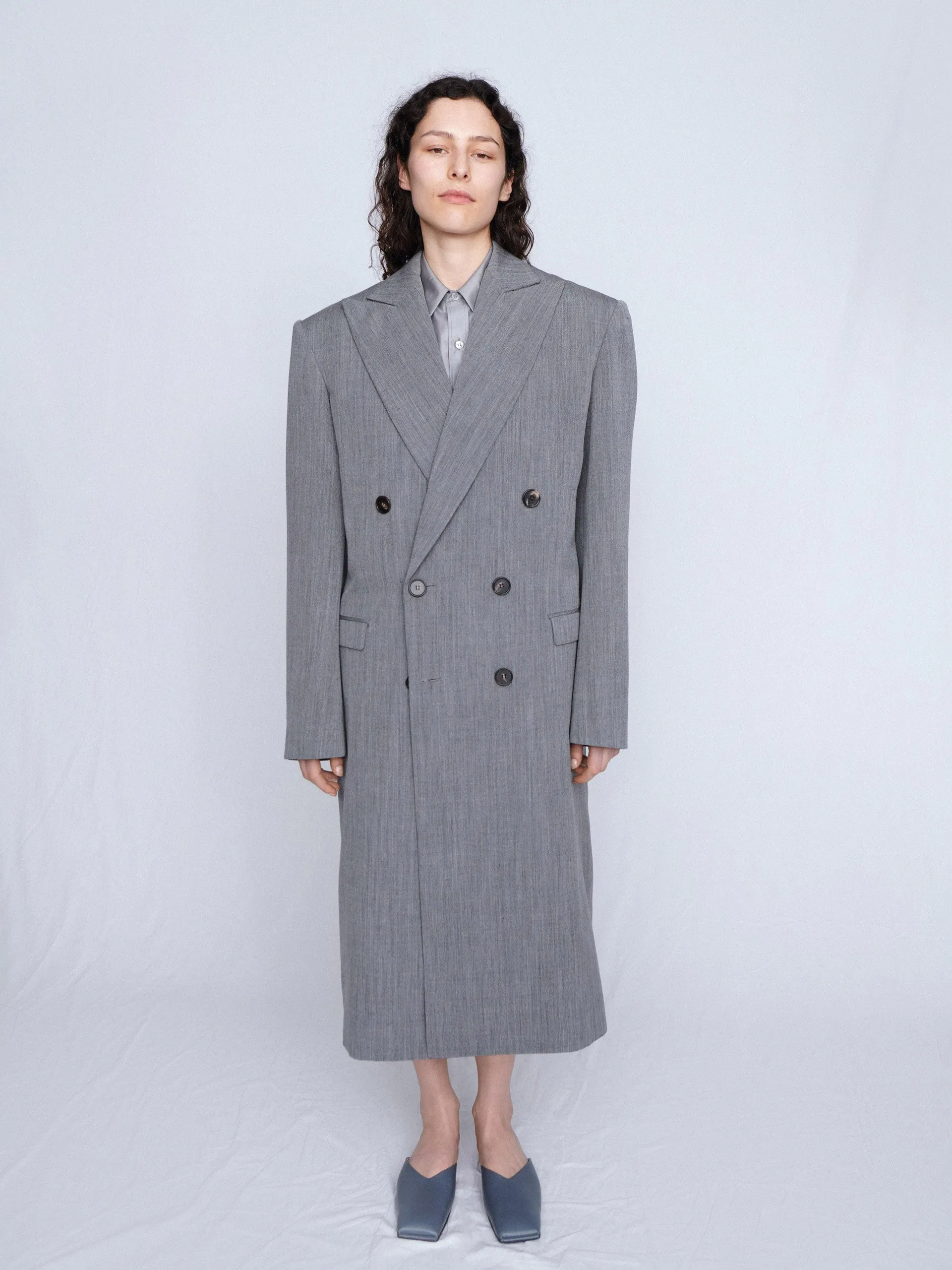 Tailored coat in wool