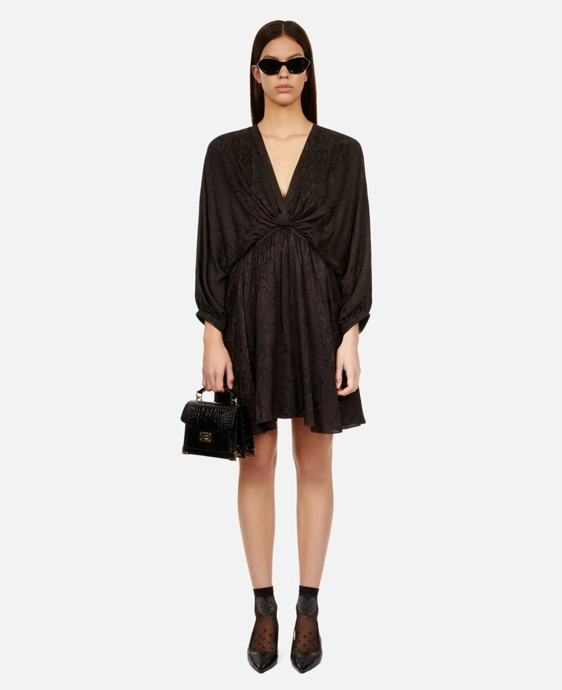 Robe courte jacquard en soie avec drapé noire