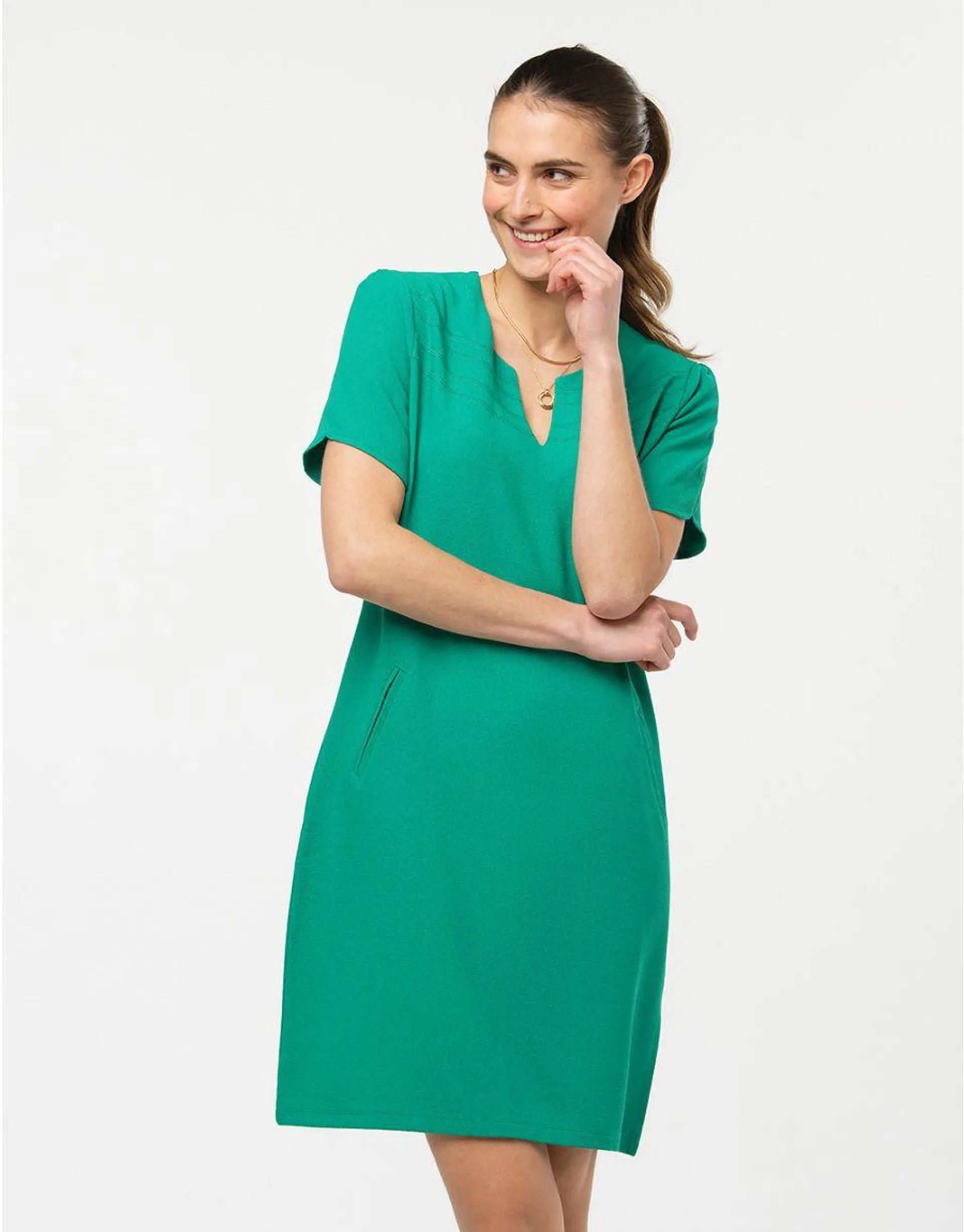 Robe chic crêpe vert