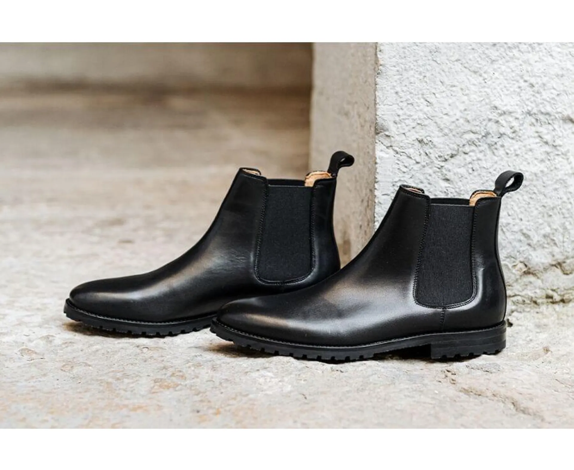 Chelsea boots semelle gomme avec talon bottier Noir - BENTFIELD GOMME