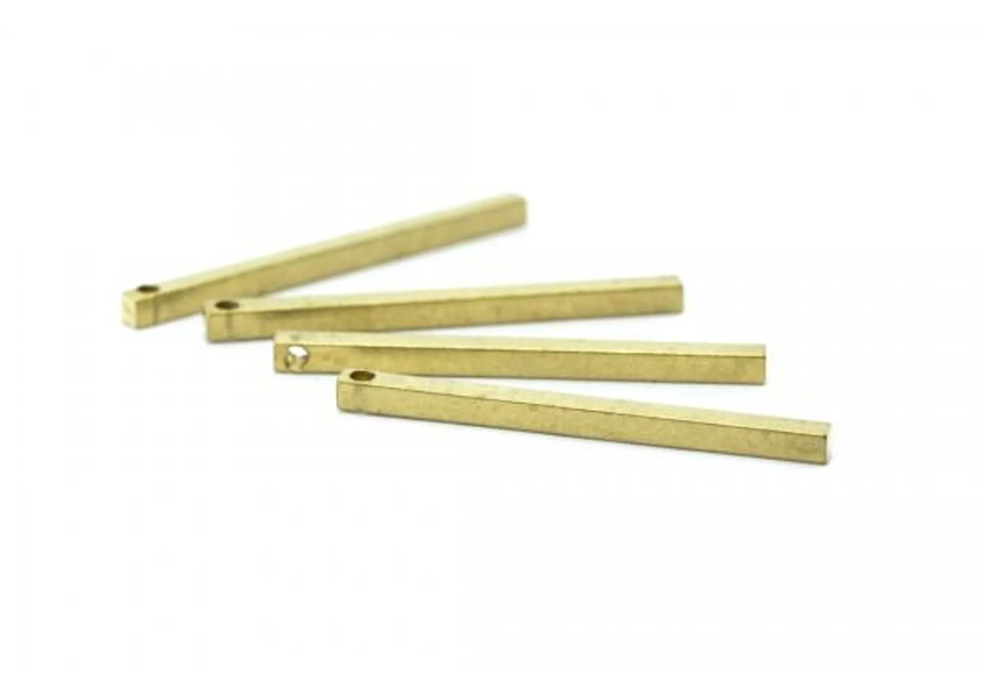 6 Breloques Tiges Droites en Laiton Brut - Dim. : 30 x 2 mm - Laiton Brut - Couleur Or