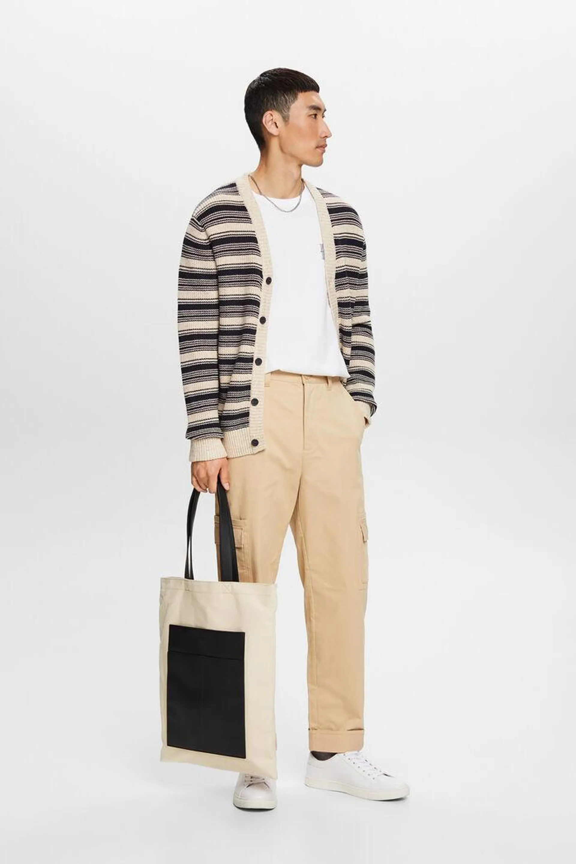 Cargo trousers with turn-up hem