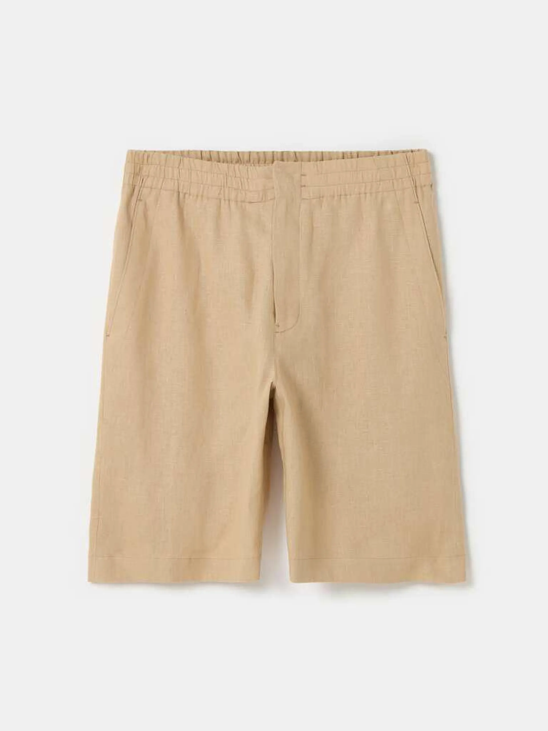 Contemporary Bermuda shorts in linen Beige