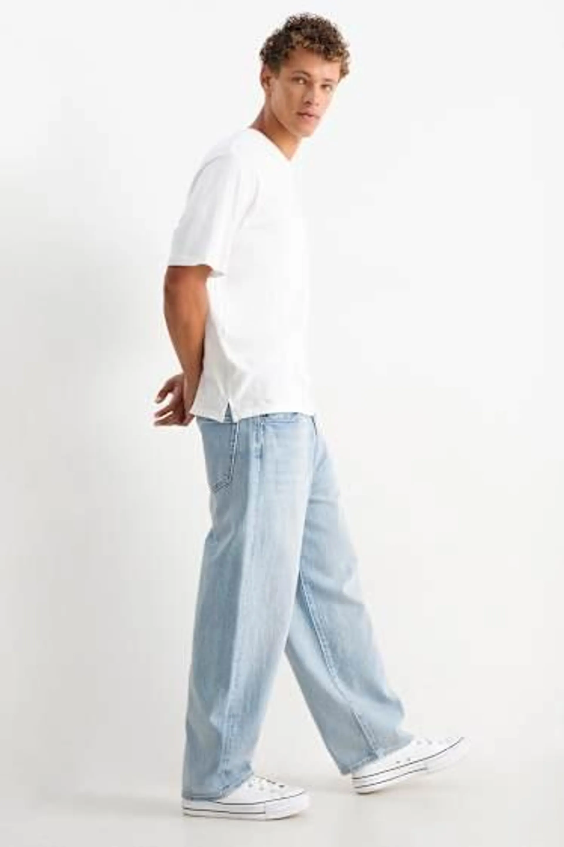 Baggy jeans