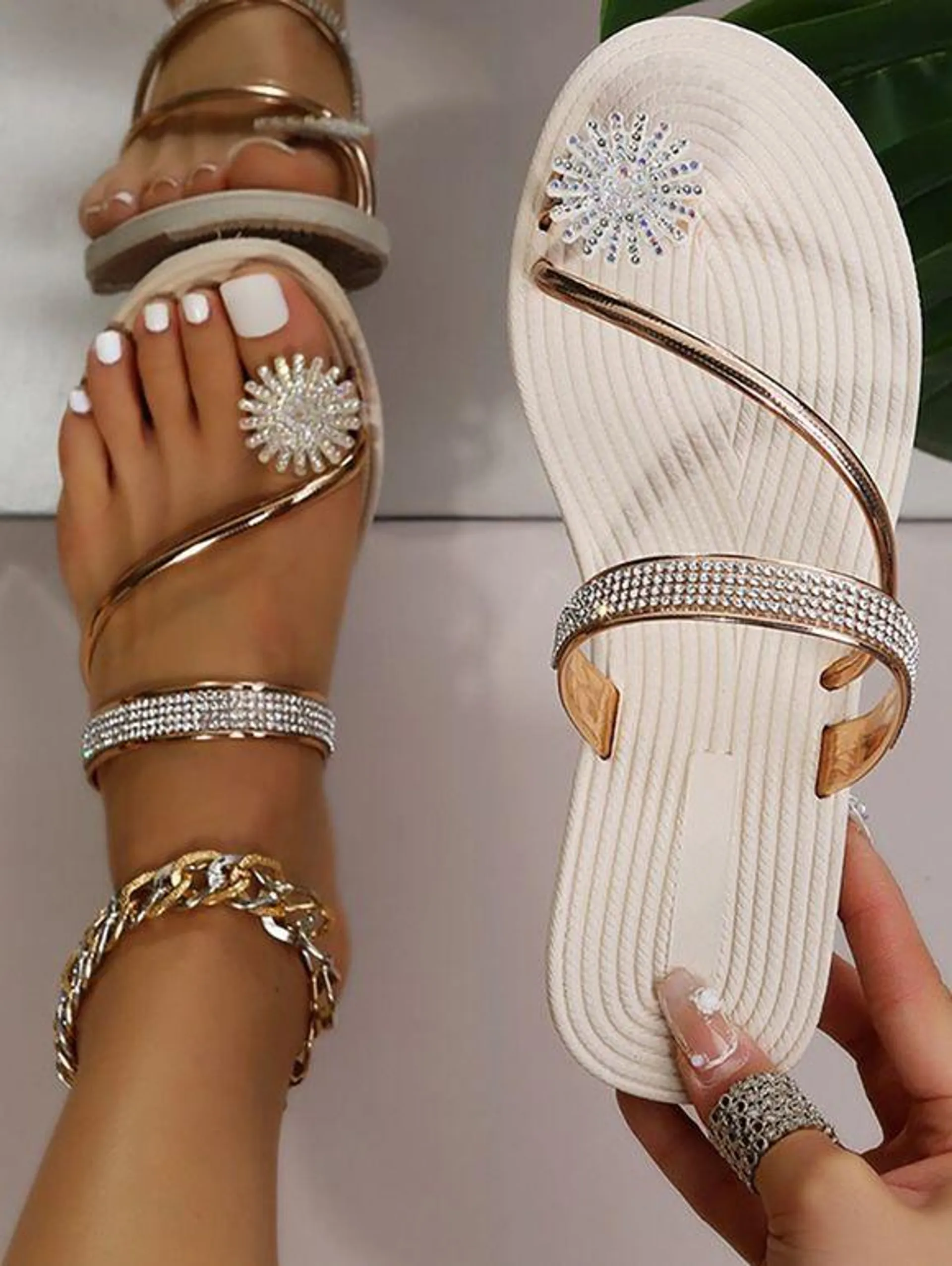 Glitter Rhinestone Flower Slip On Flat Summer Beach Slippers