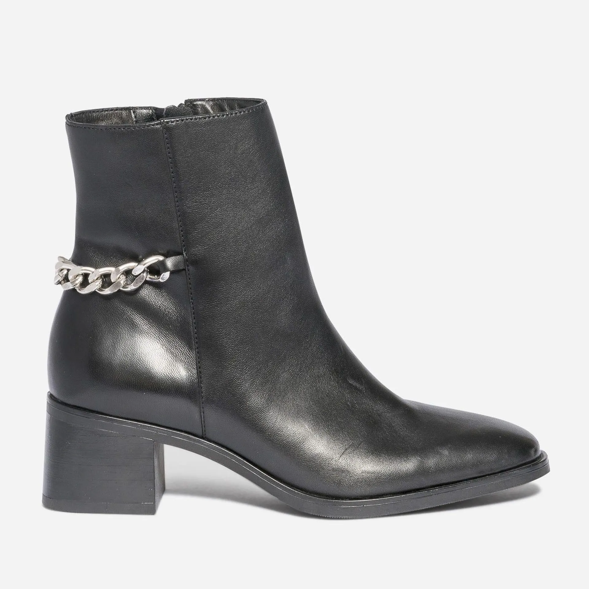 Boots noir en cuir avec chaîne