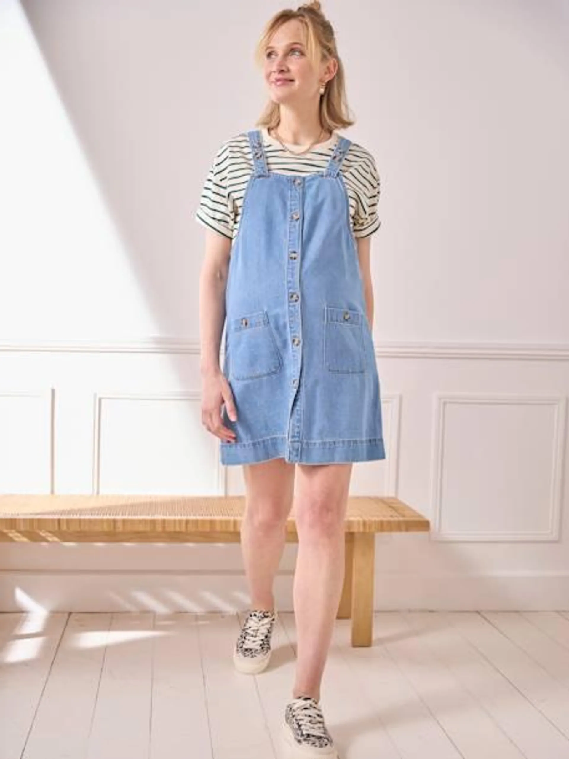 Robe chasuble en jean grossesse et allaitement