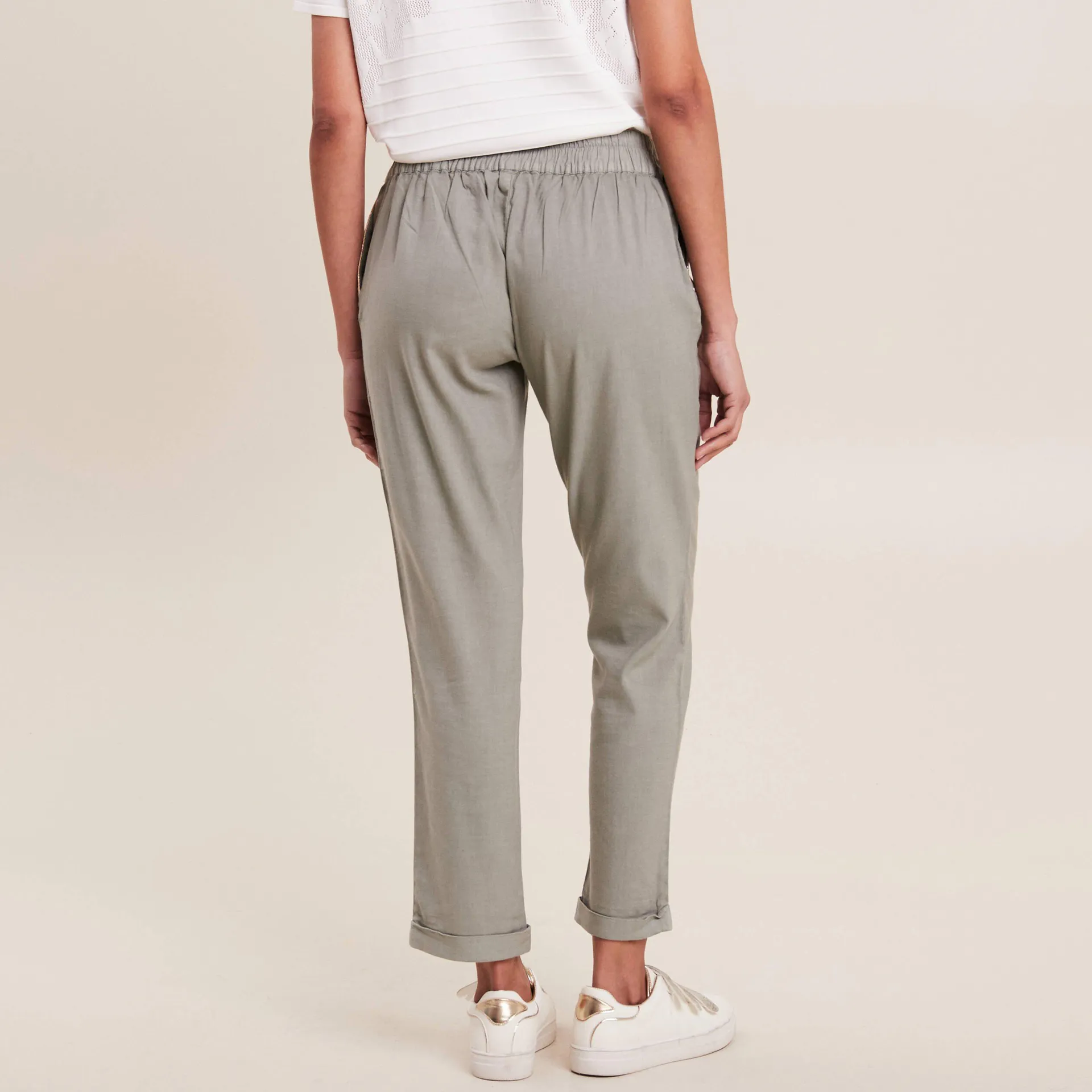 Pantalon carotte 7/8ème vert clair femme