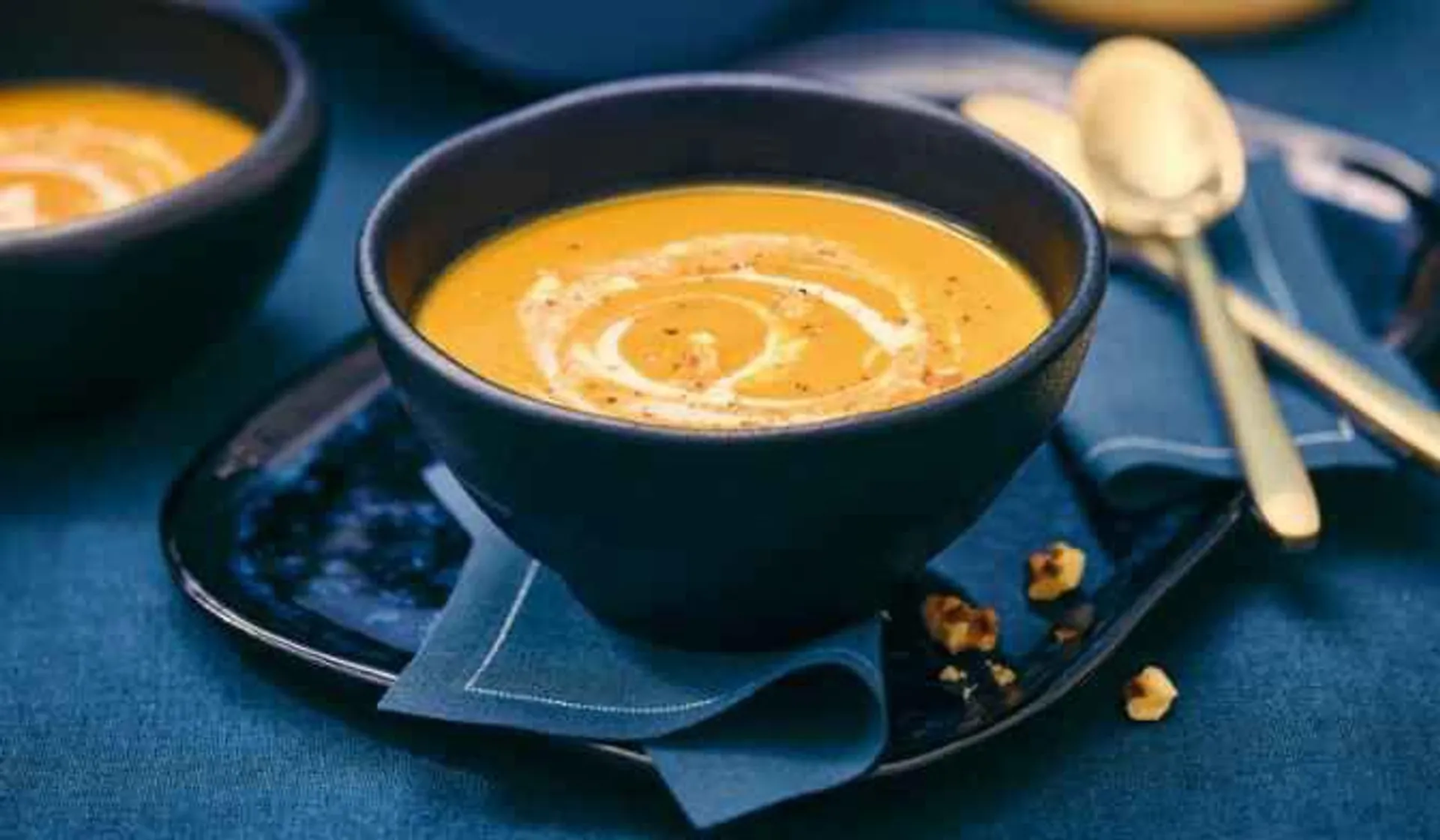 Velouté de courge butternut patate douce girolle