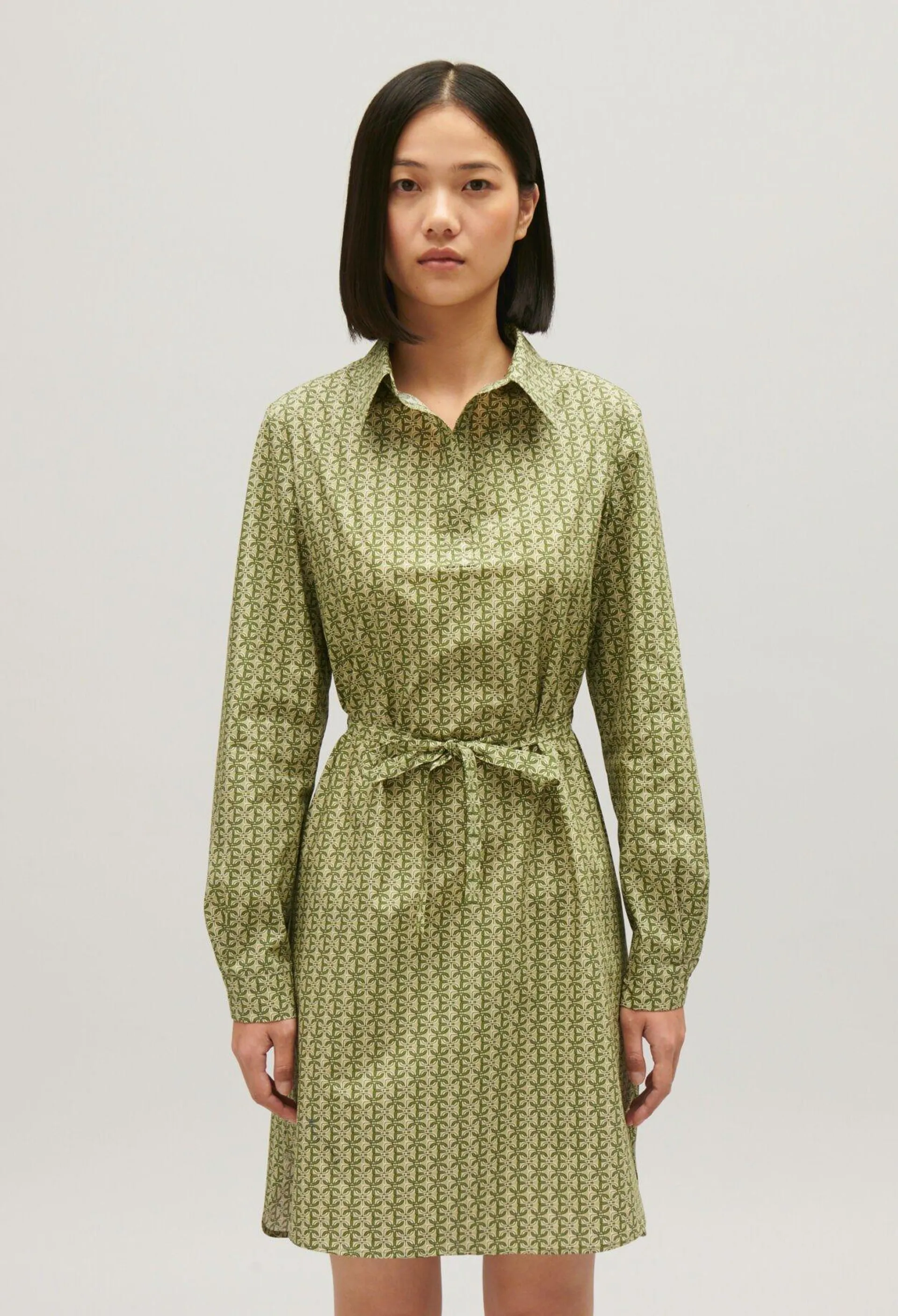 Robe courte monogramme verte