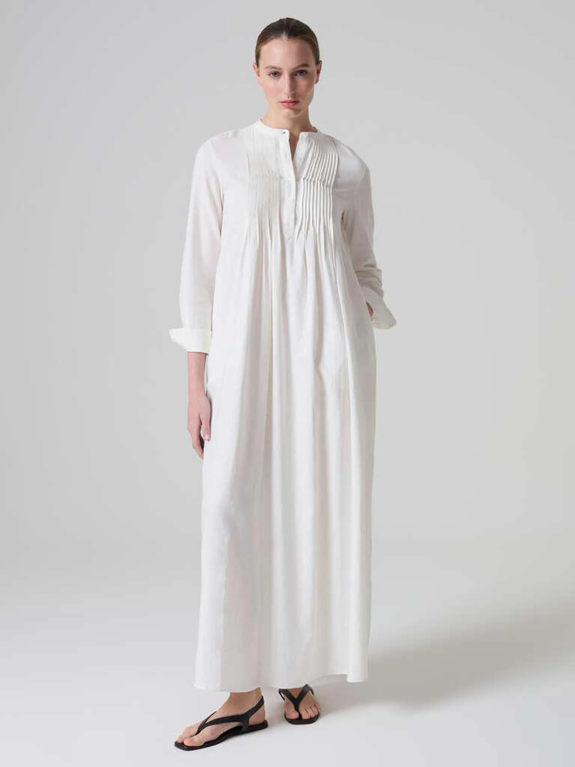 Contemporary long dress with mandarin collar Blanc optique