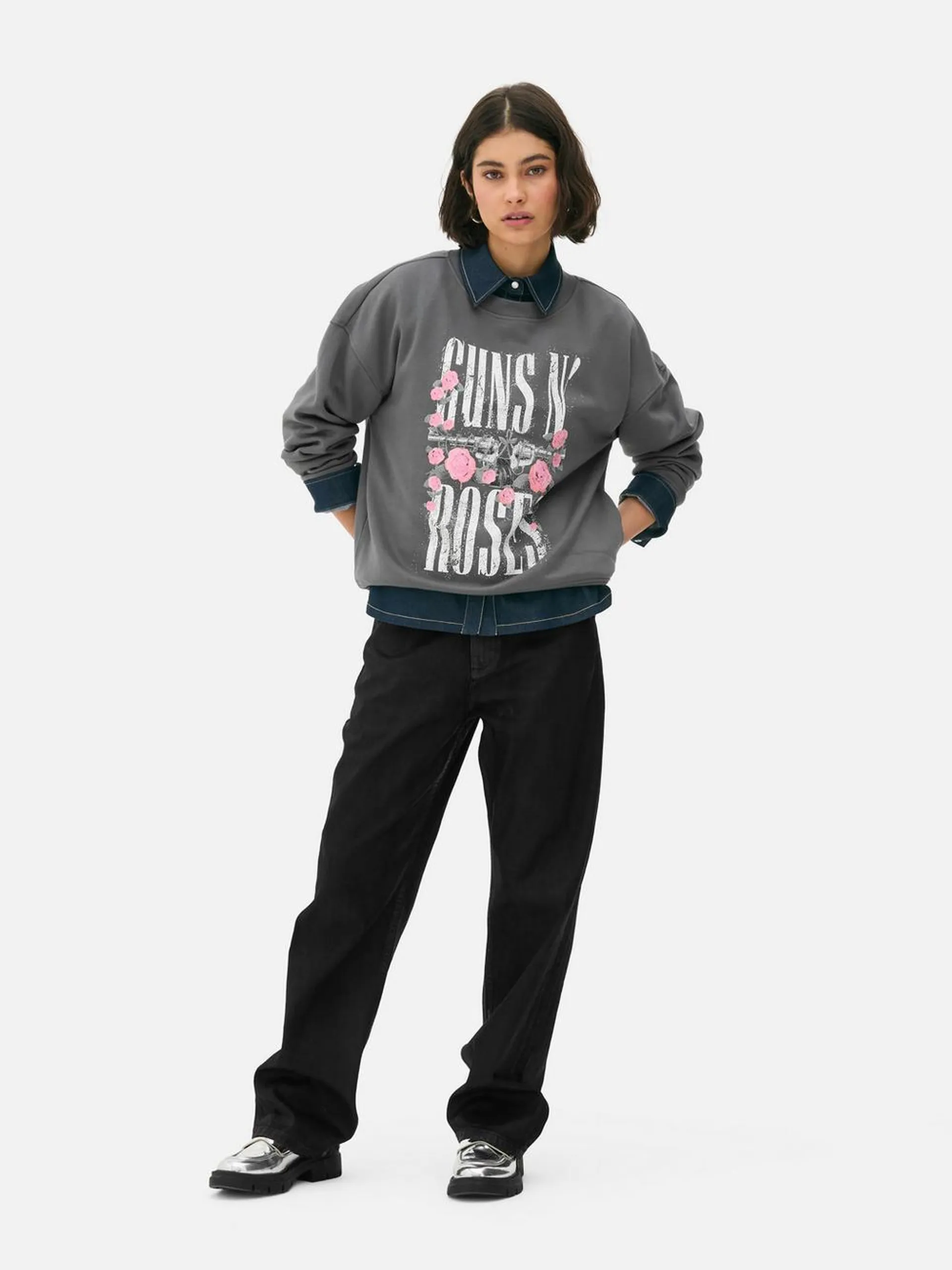 Guns N’ Roses Distressed Graphic Sweatshirt