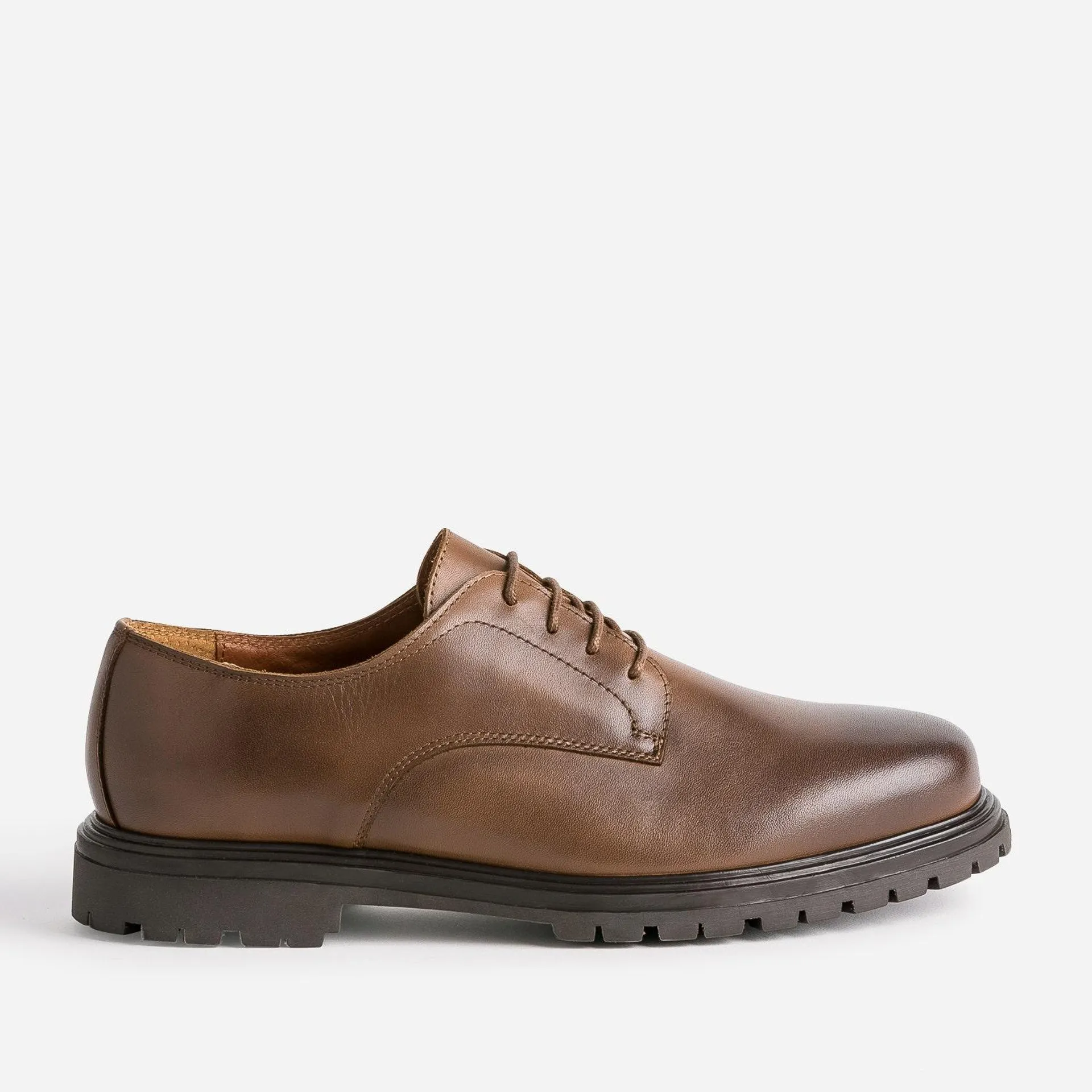 Derby cognac en cuir semelle crantée