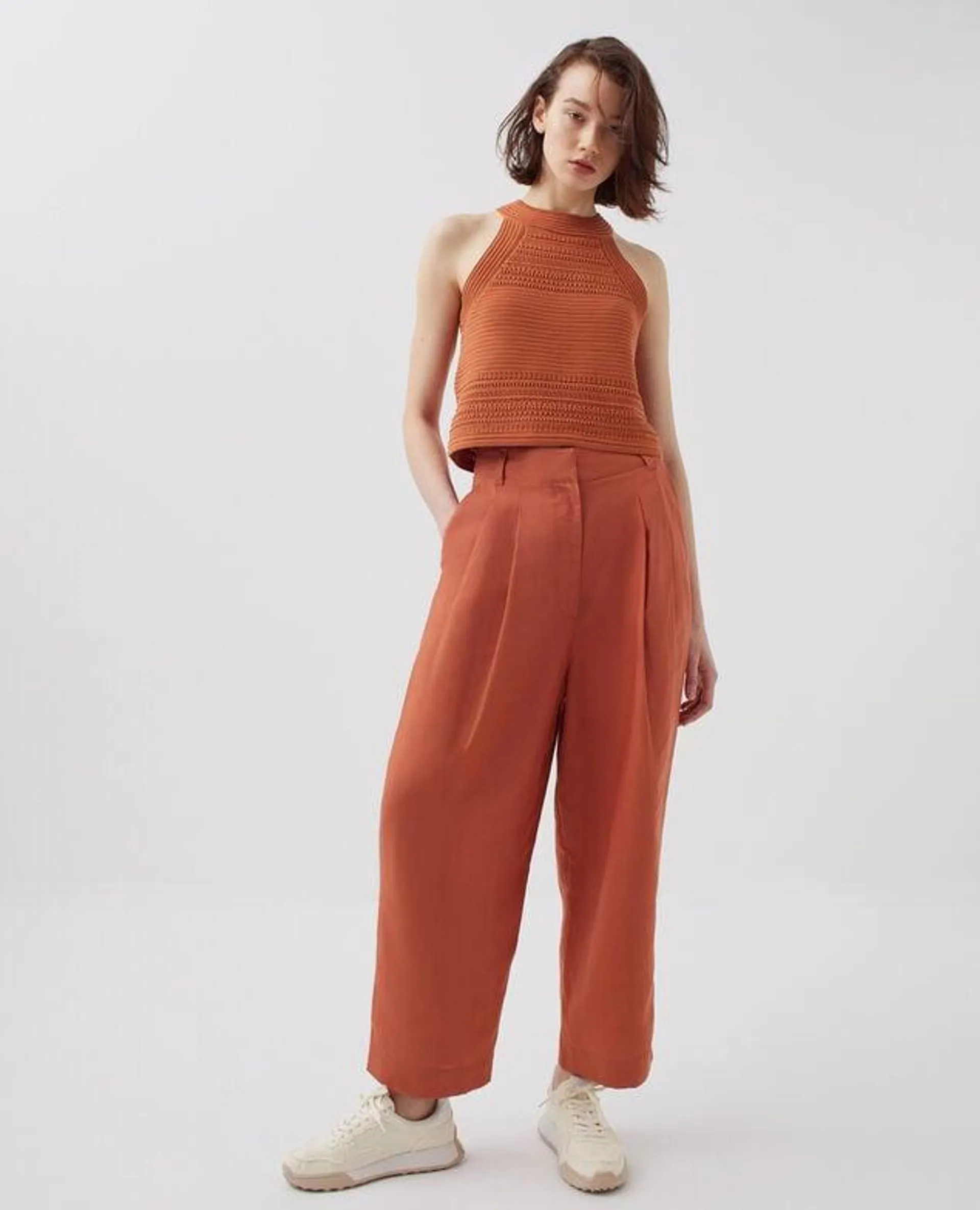 PEGGY - Pantalon carrot amber brown