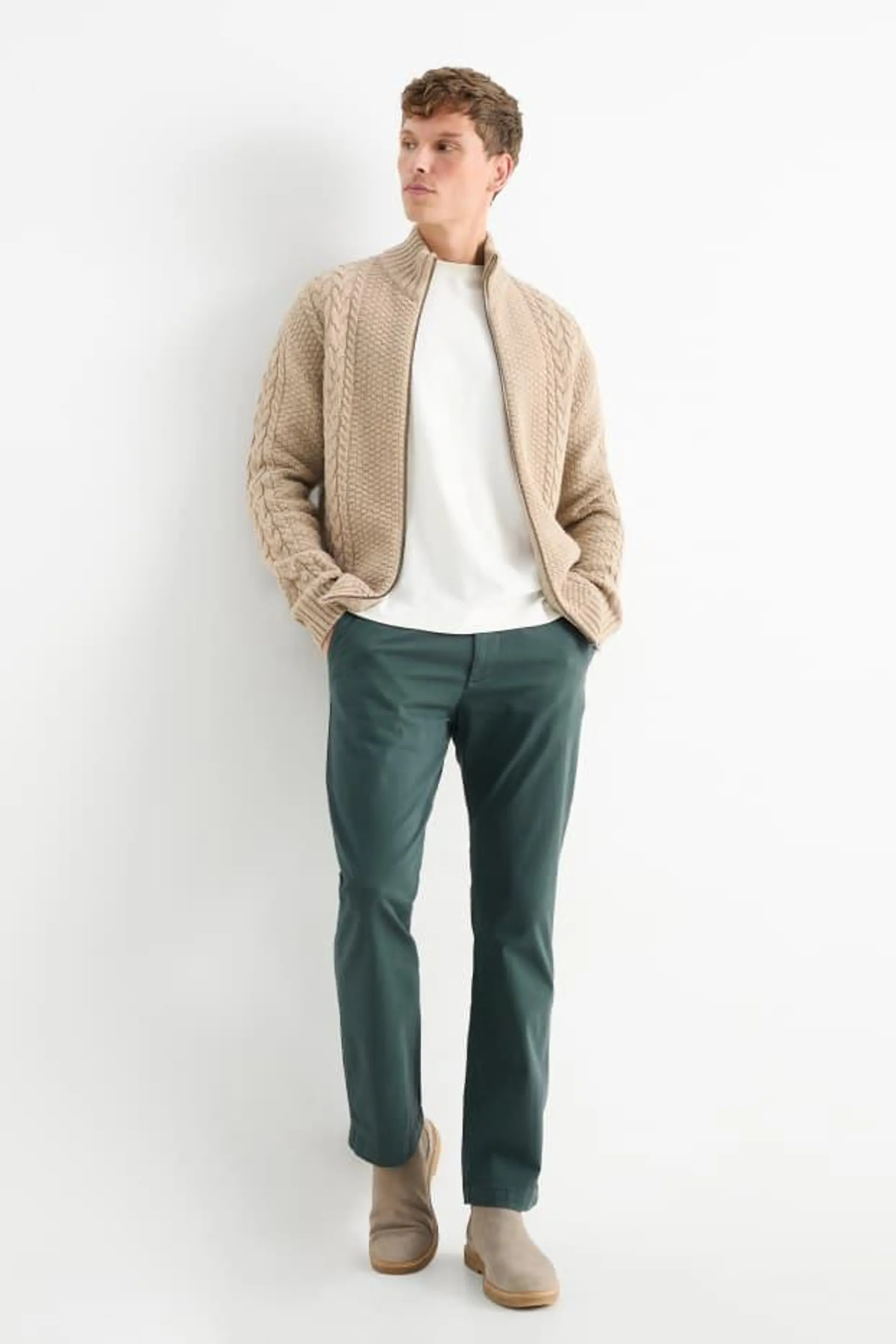 Chinos with belt - regular fit